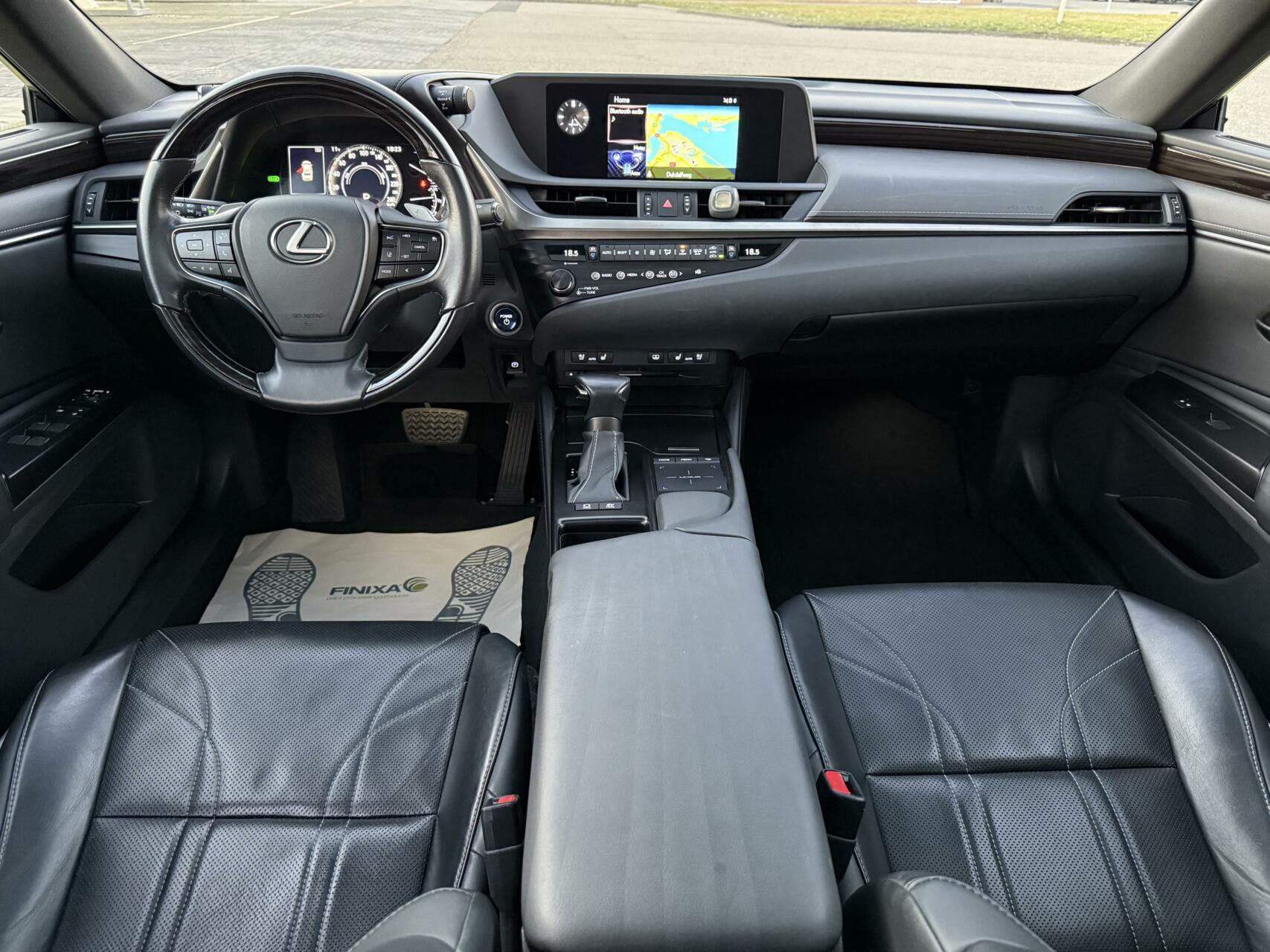 Foto van Lexus Es