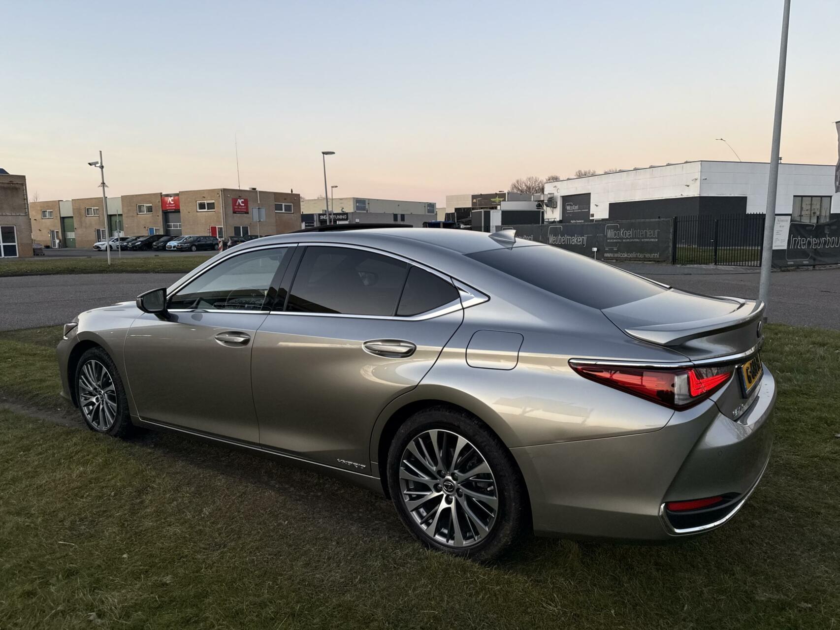 Foto van Lexus Es