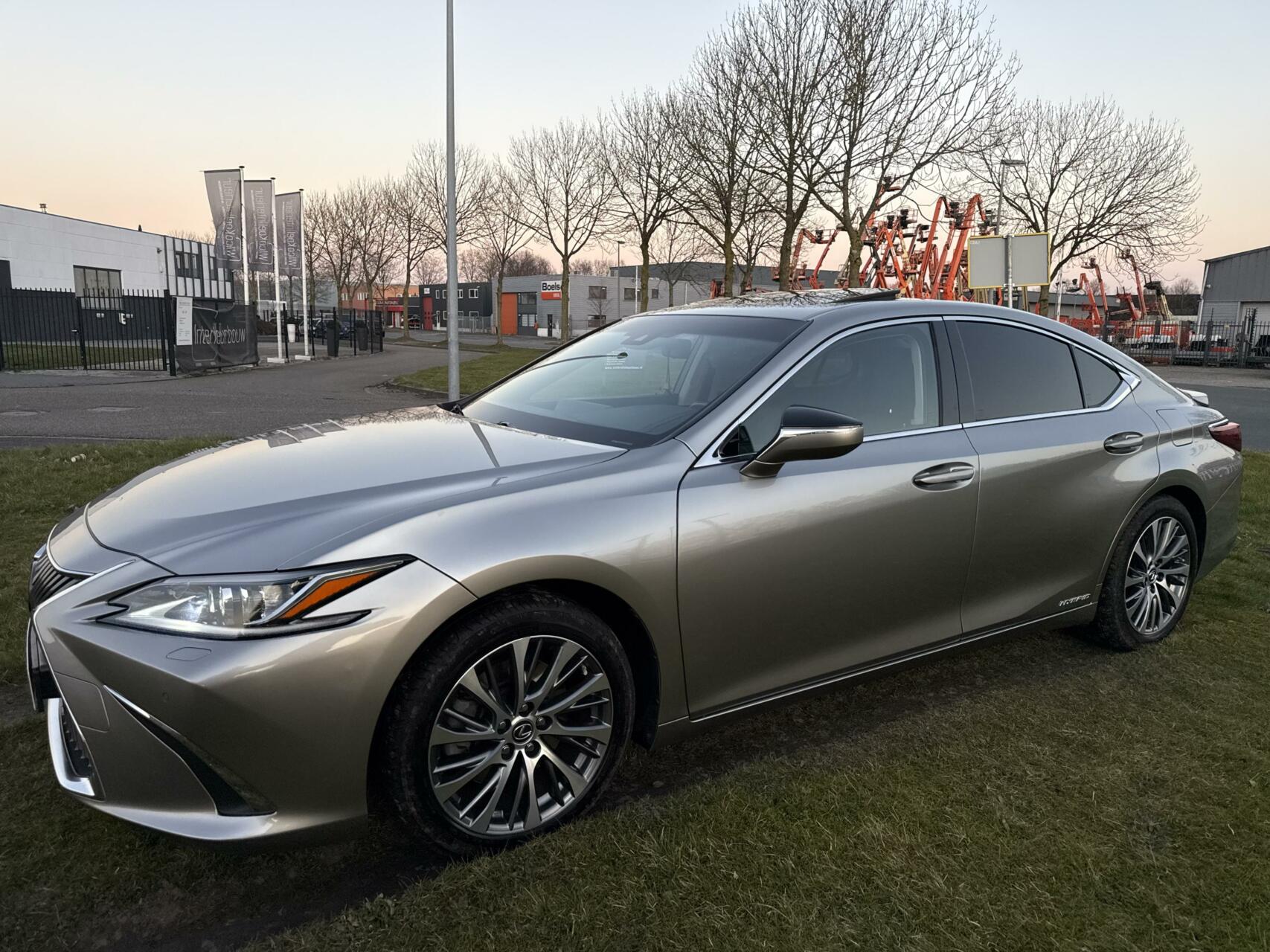 Foto van Lexus Es