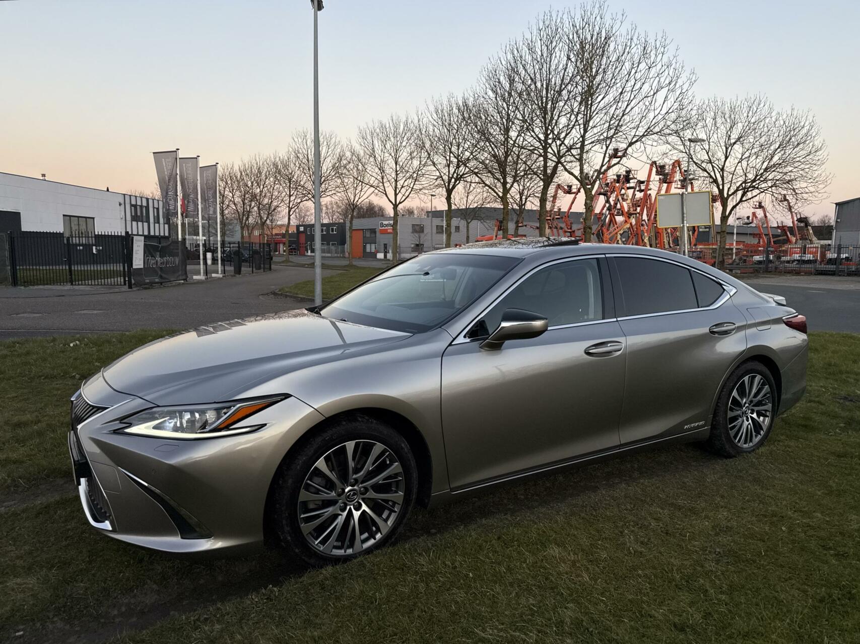 Foto van Lexus Es