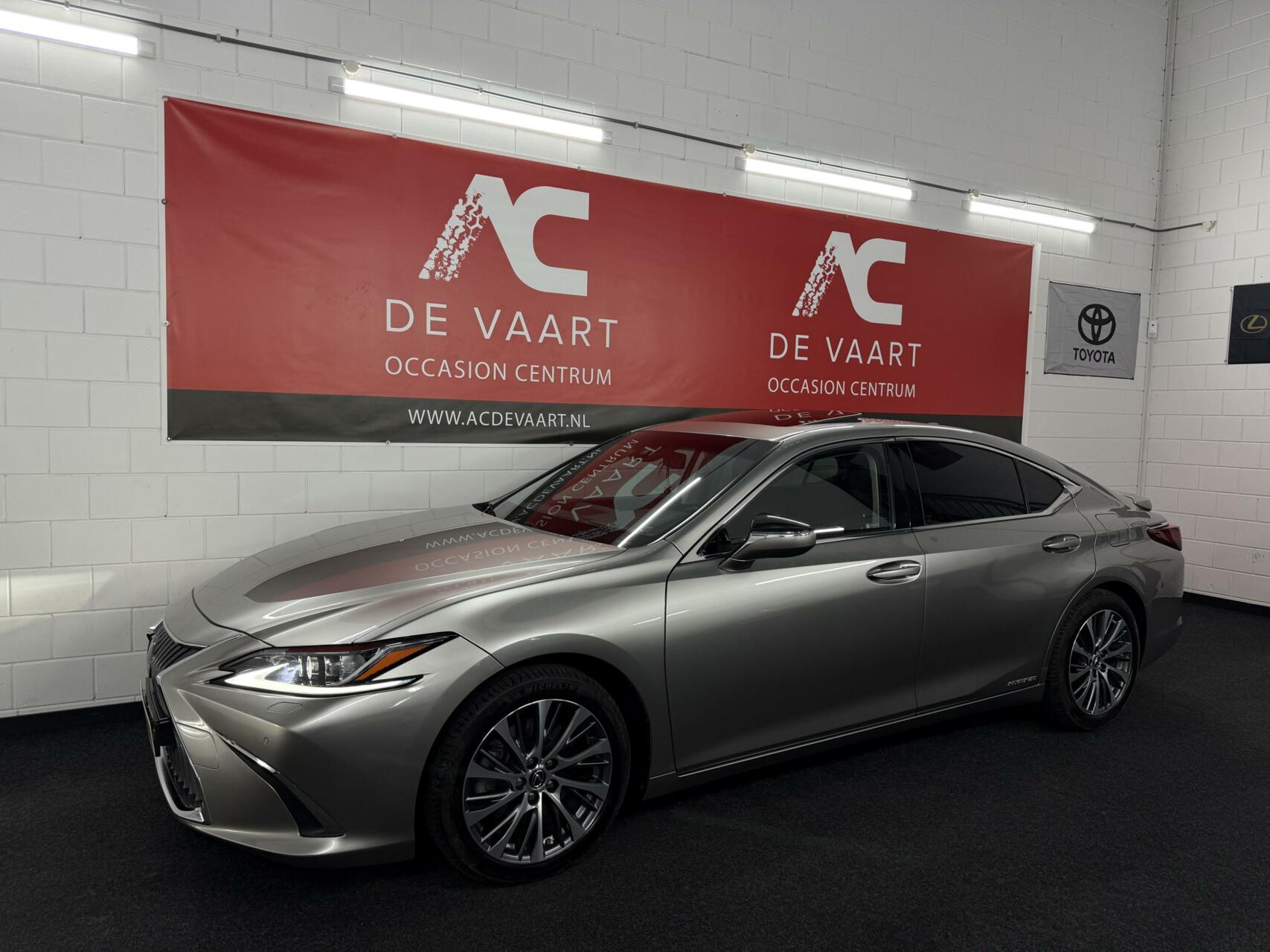 Lexus Es 300h Premium - VERKOCHT! 2019 - voorkant