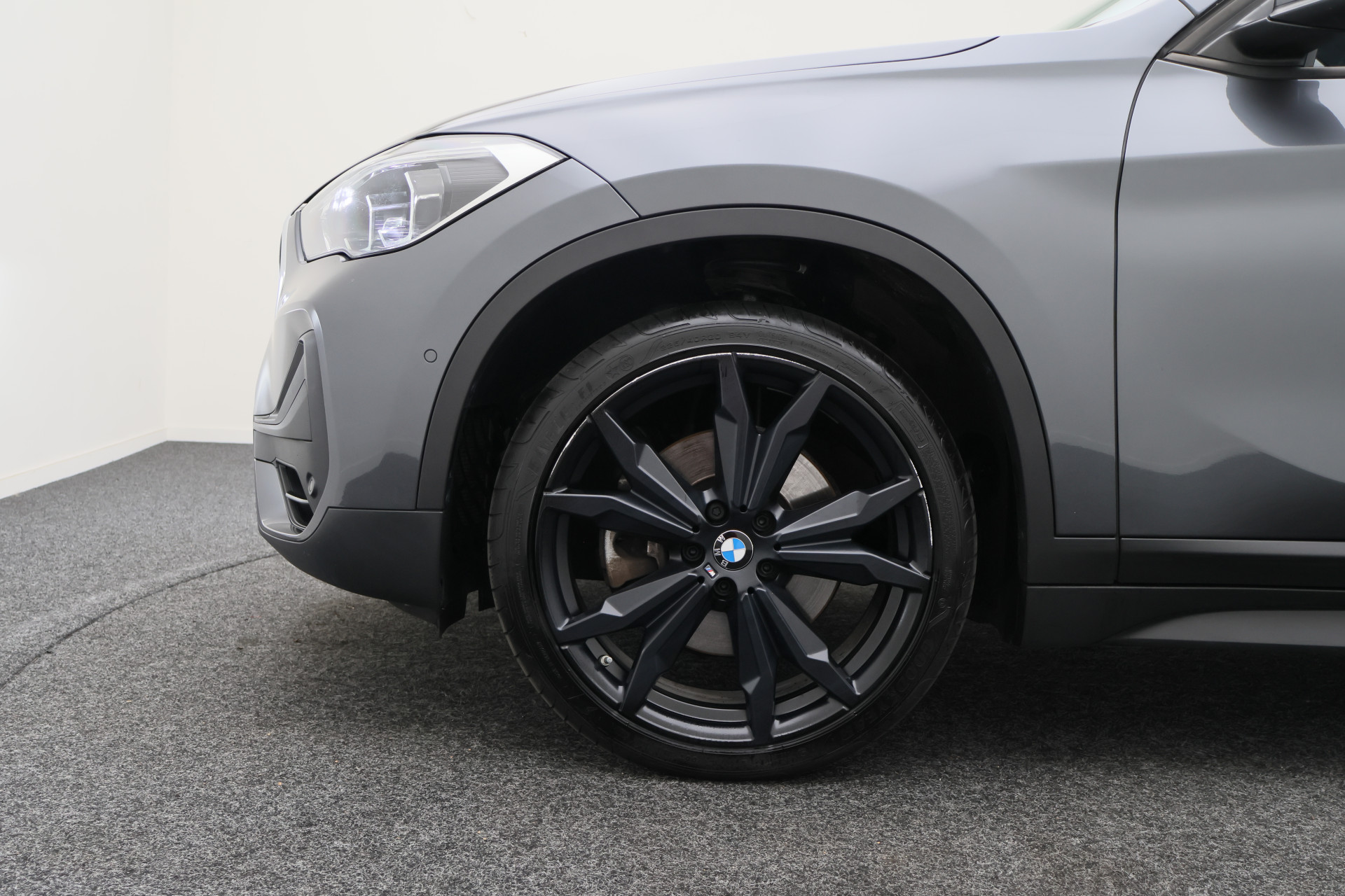 Foto van BMW X1 Xdrive20i