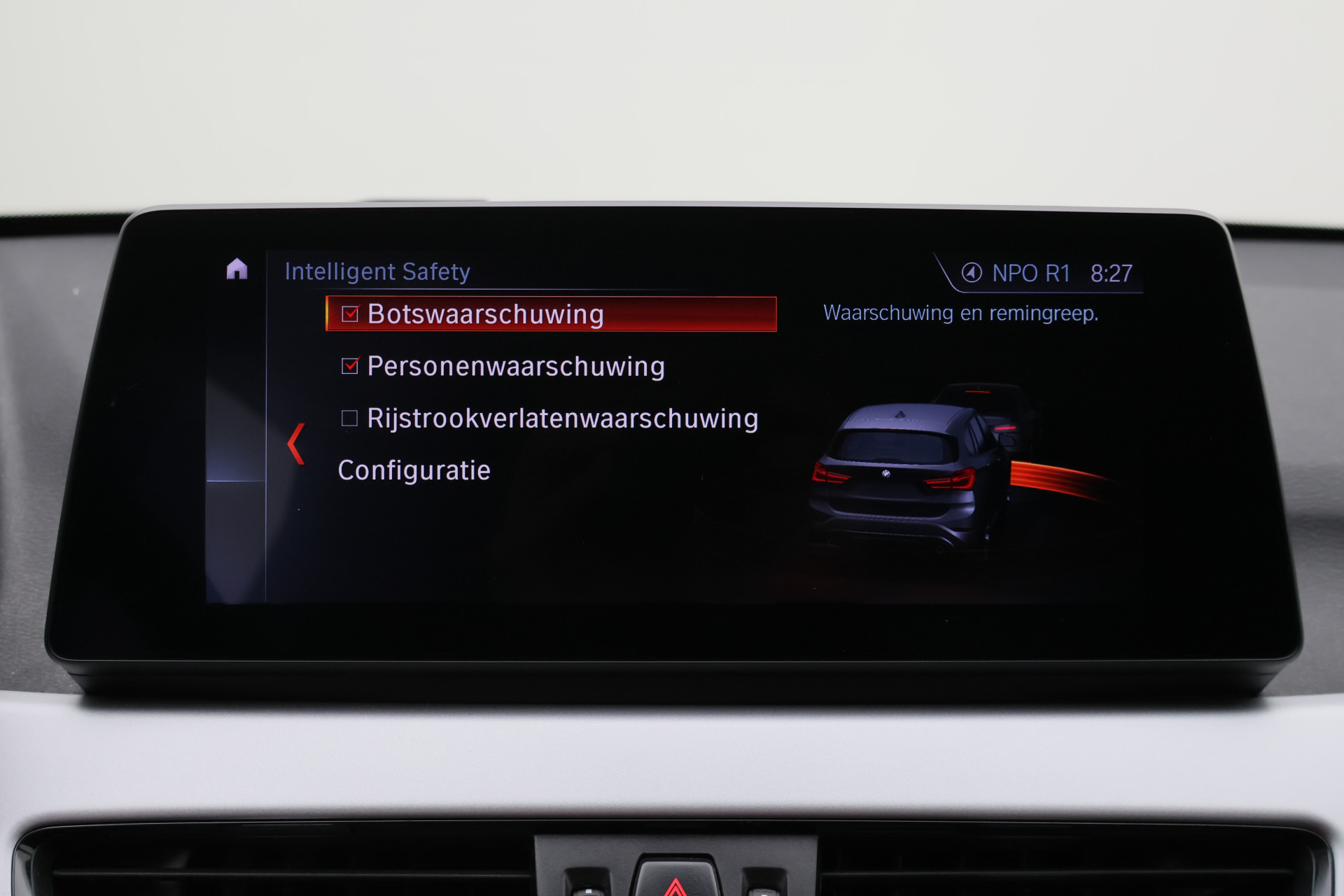 Foto van BMW X1 Xdrive20i