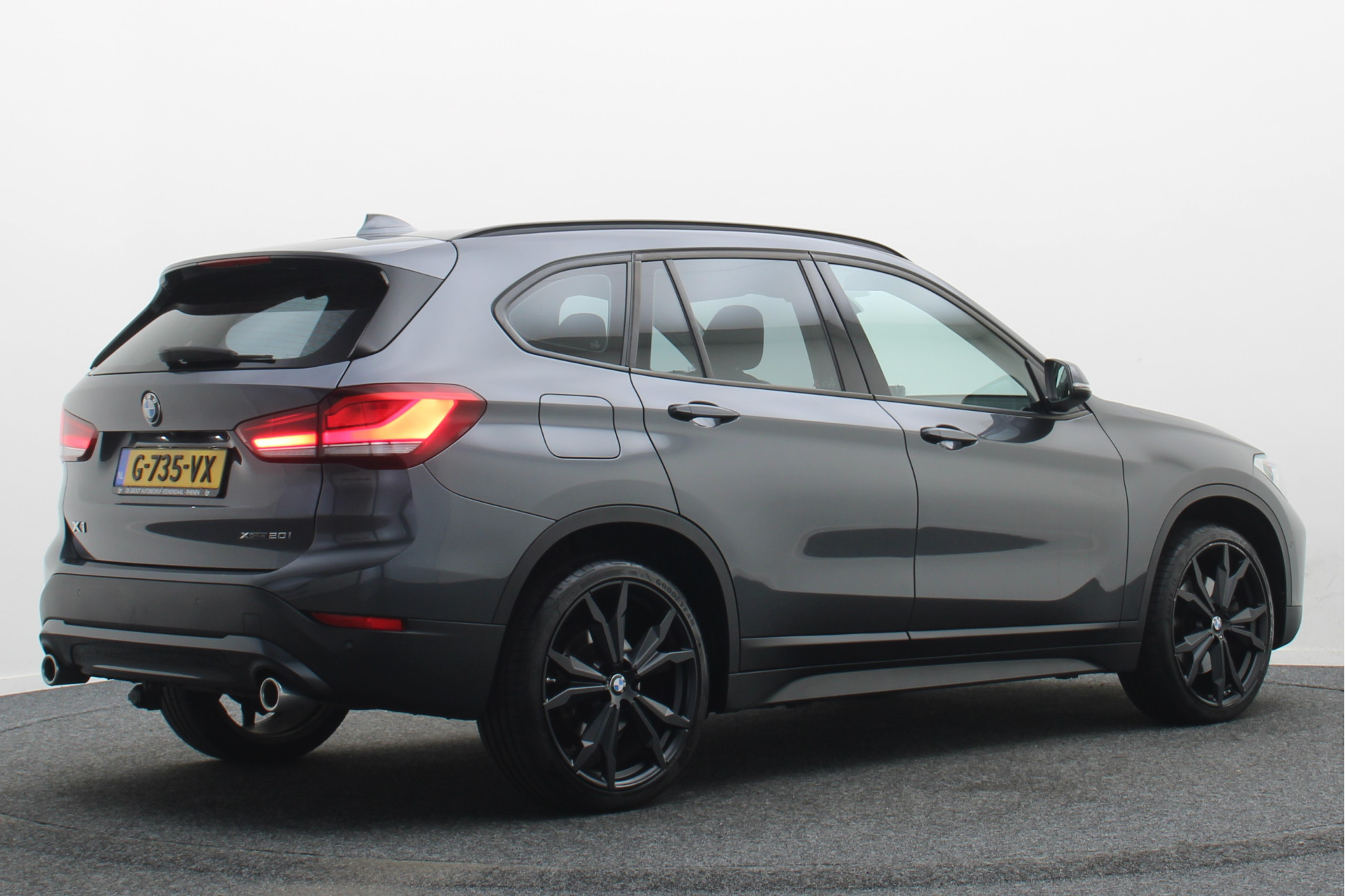 Foto van BMW X1 Xdrive20i