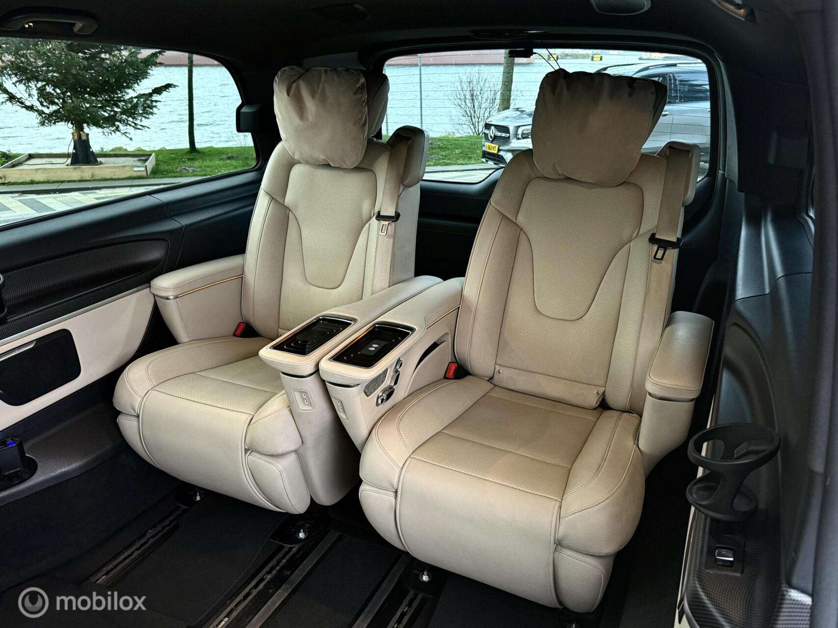 Foto van Mercedes-Benz V-klasse