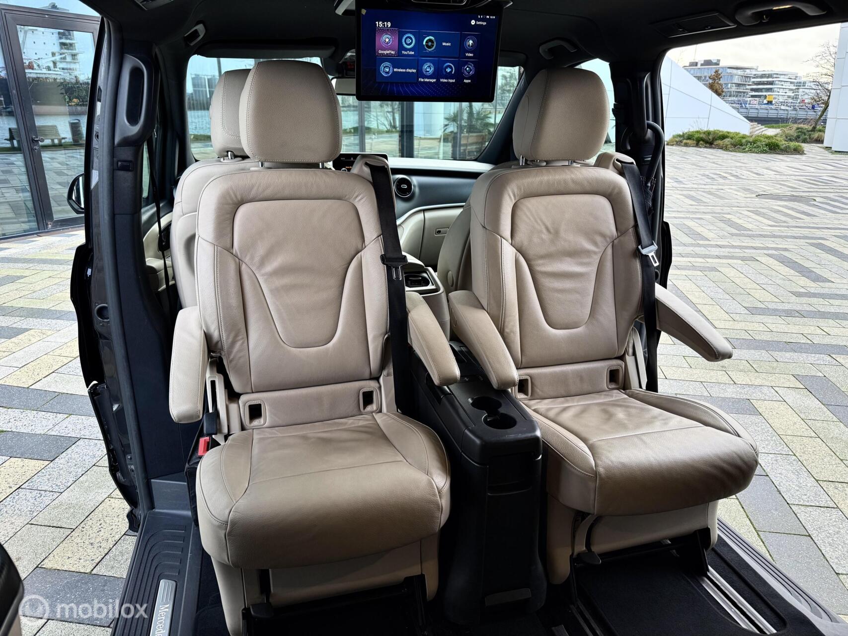 Foto van Mercedes-Benz V-klasse