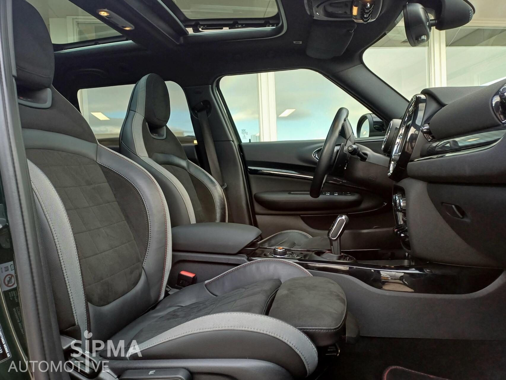 Foto van Mini Clubman JCW All4