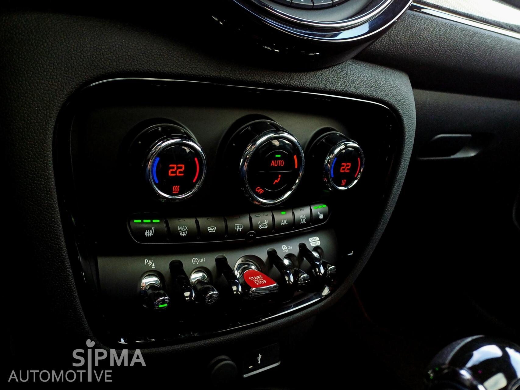 Foto van Mini Clubman JCW All4