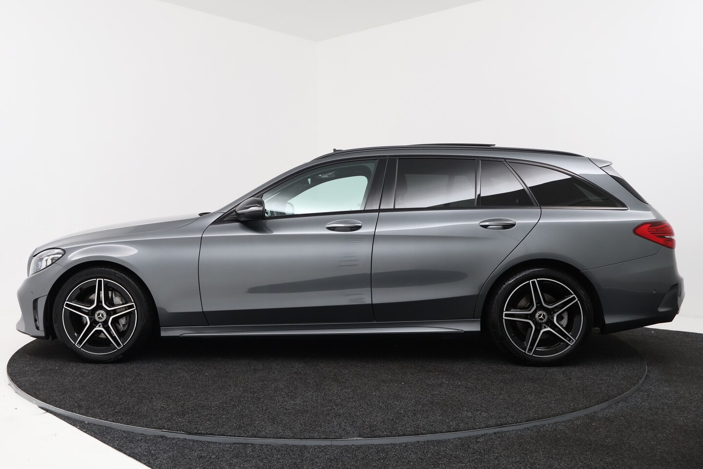 Foto van Mercedes-Benz C 200
