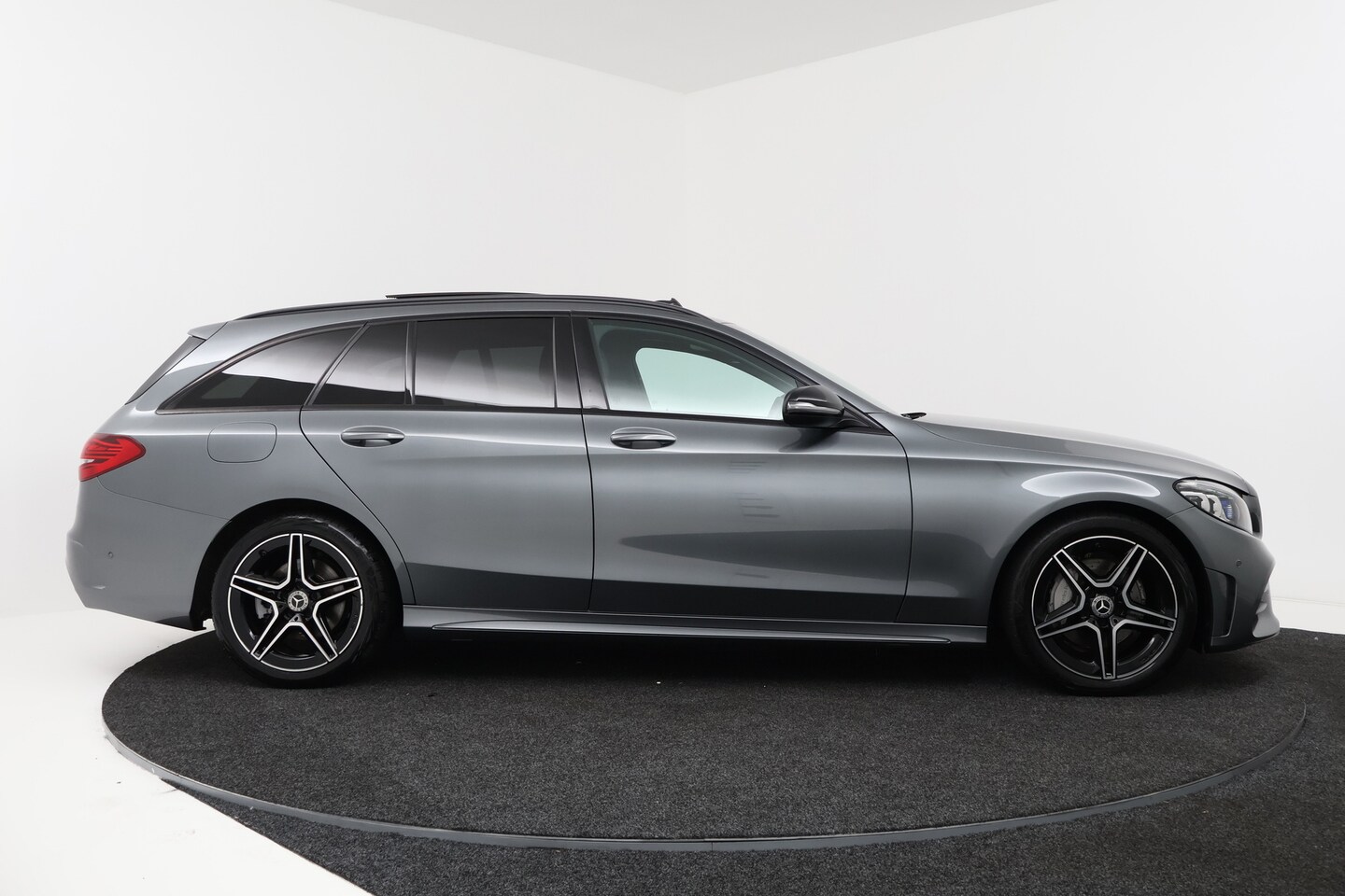 Foto van Mercedes-Benz C 200