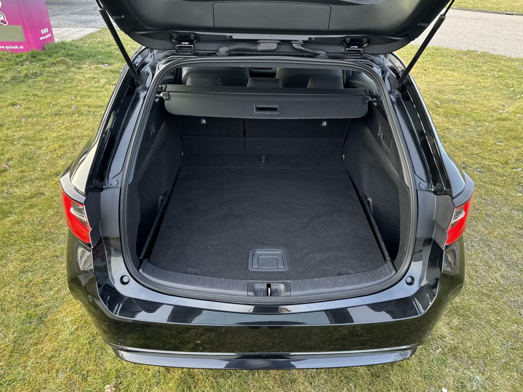 Foto van Toyota Corolla Touring Sports