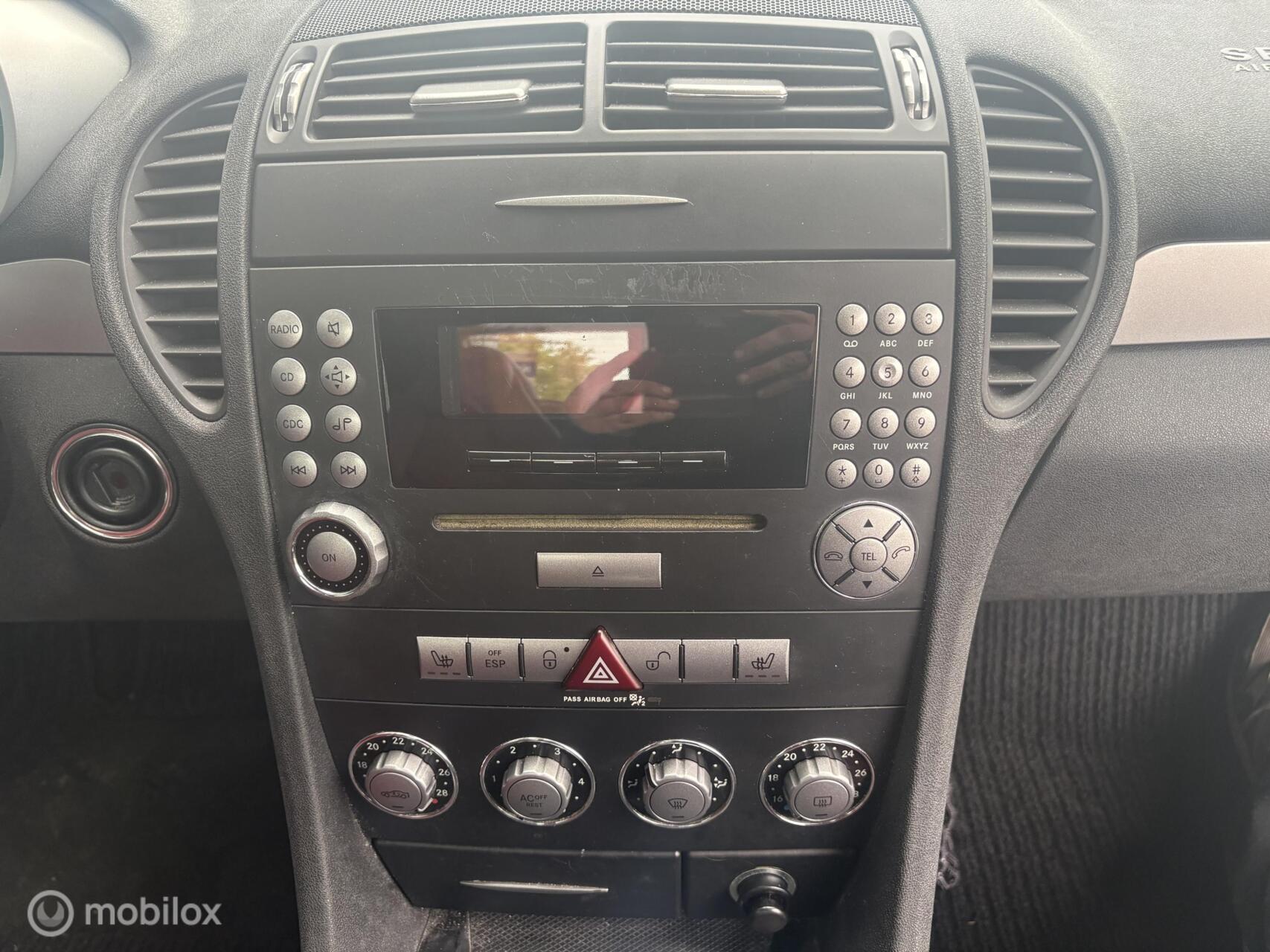 Foto van Mercedes-Benz SLK 200 Kompressor