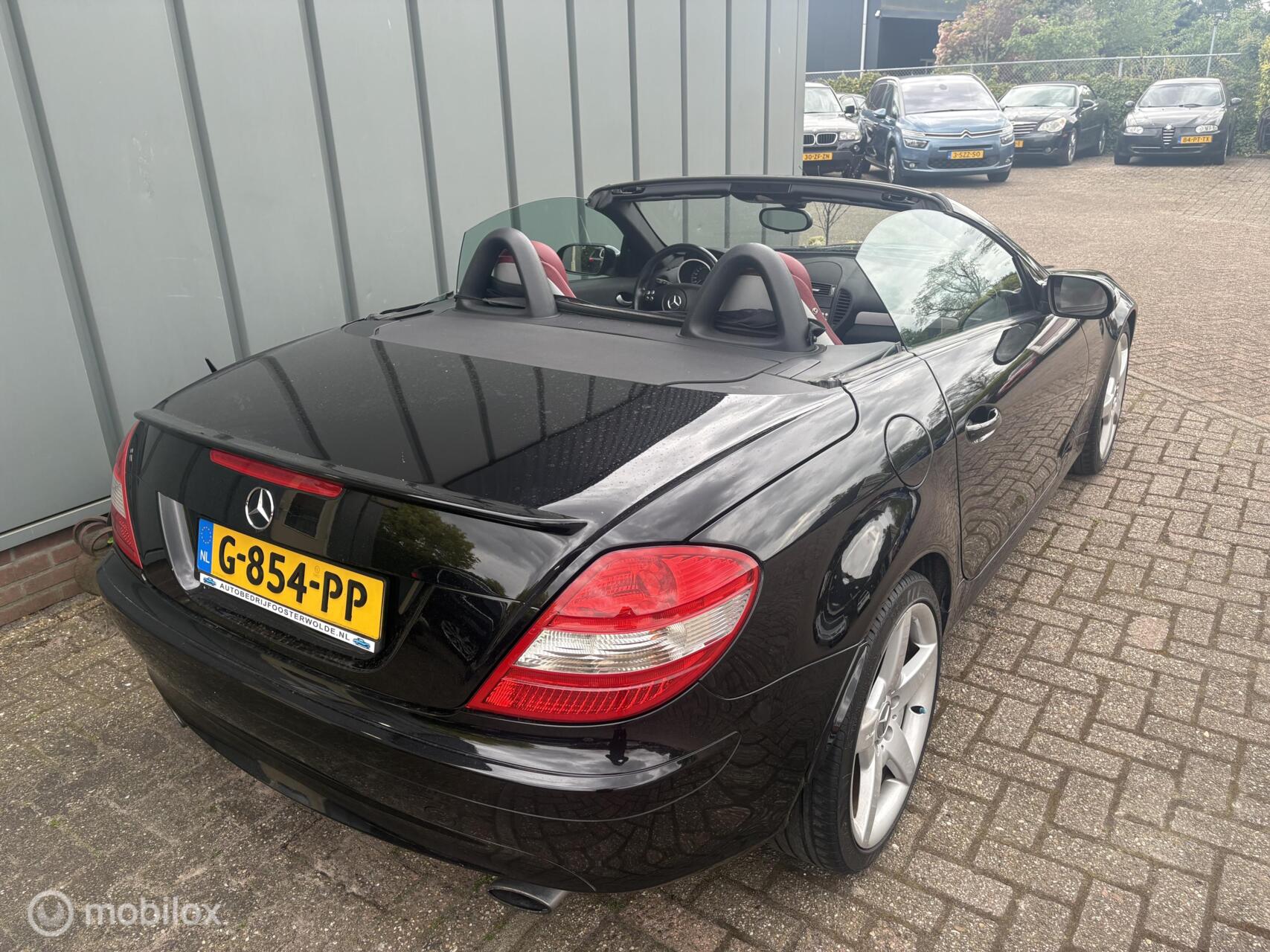 Foto van Mercedes-Benz SLK 200 Kompressor