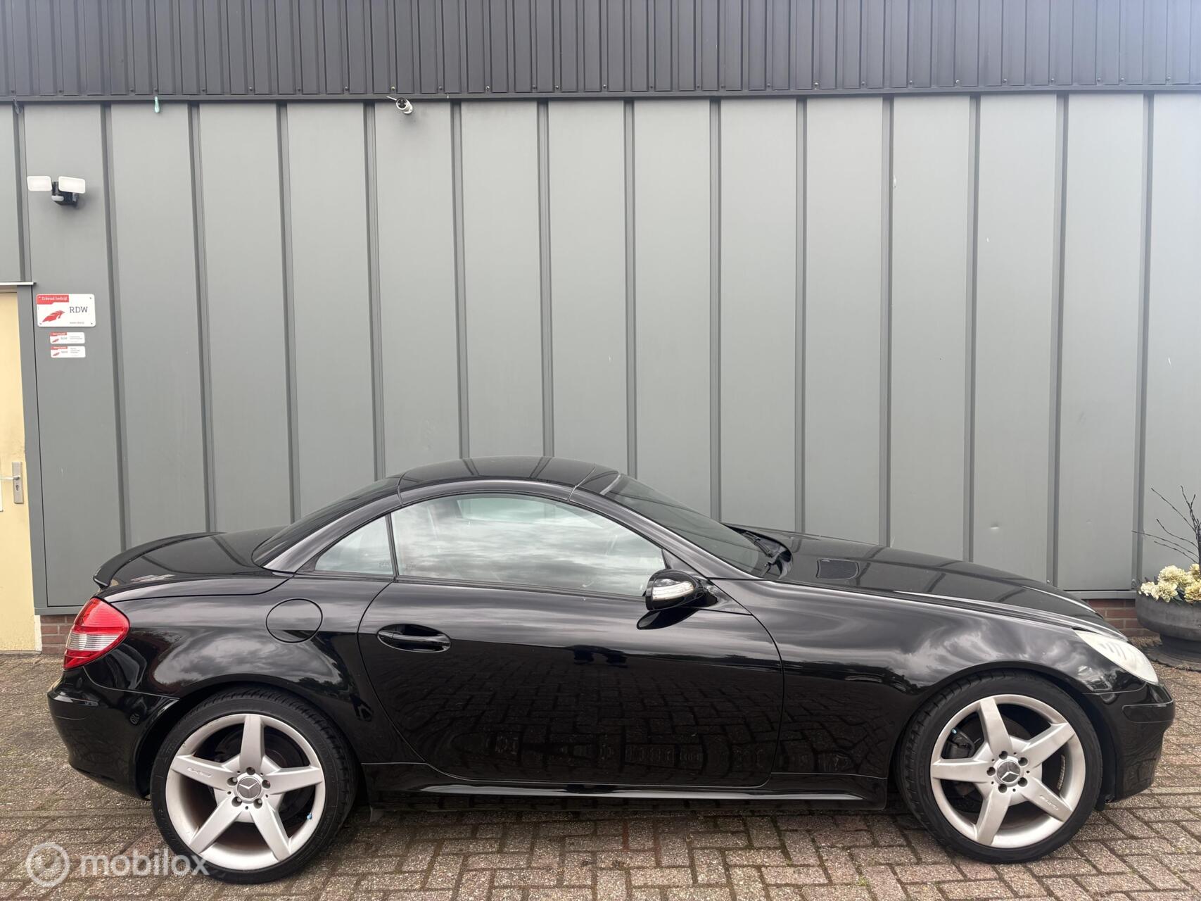 Foto van Mercedes-Benz SLK 200 Kompressor
