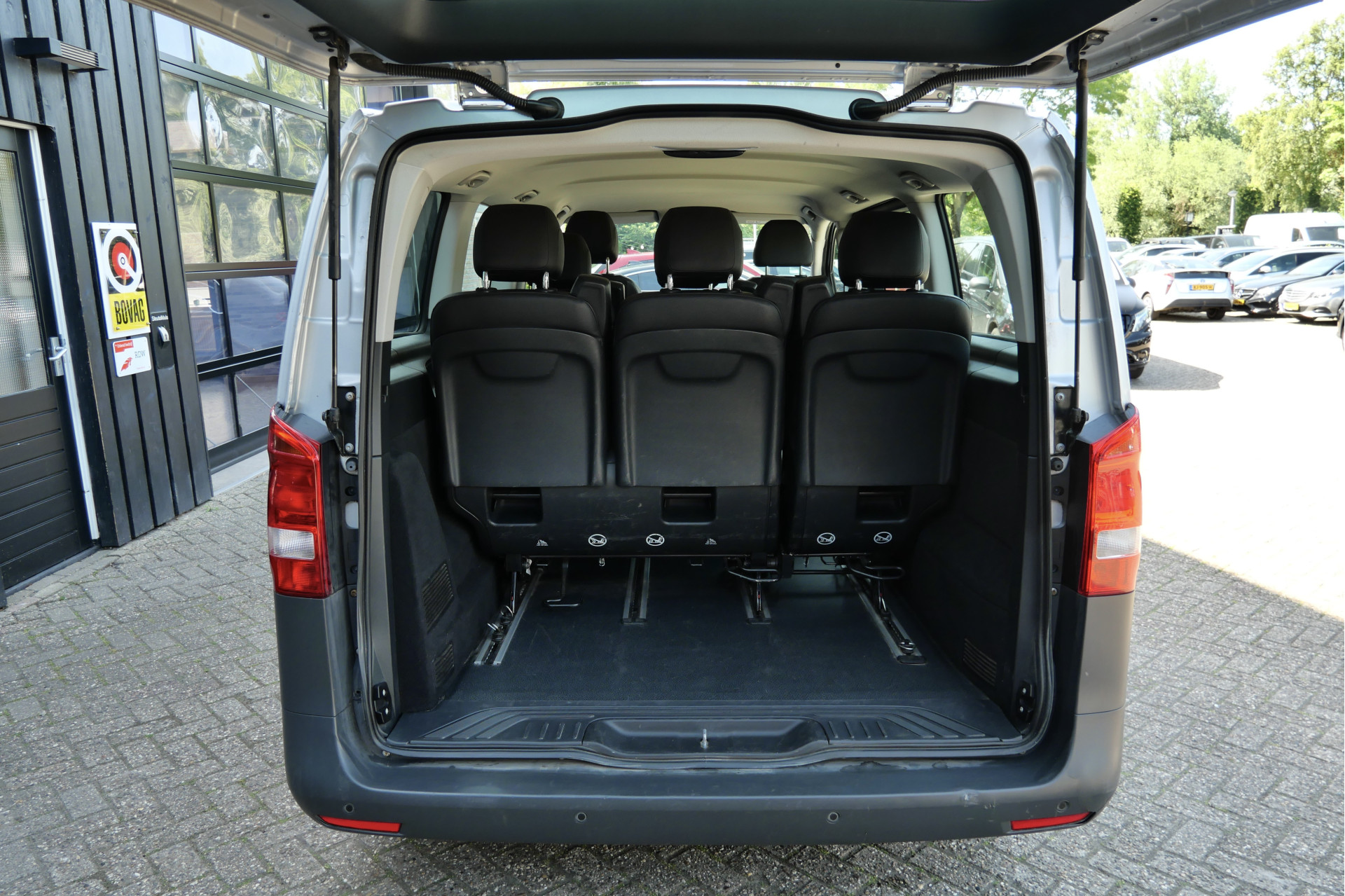 Foto van Mercedes-Benz Vito Tourer