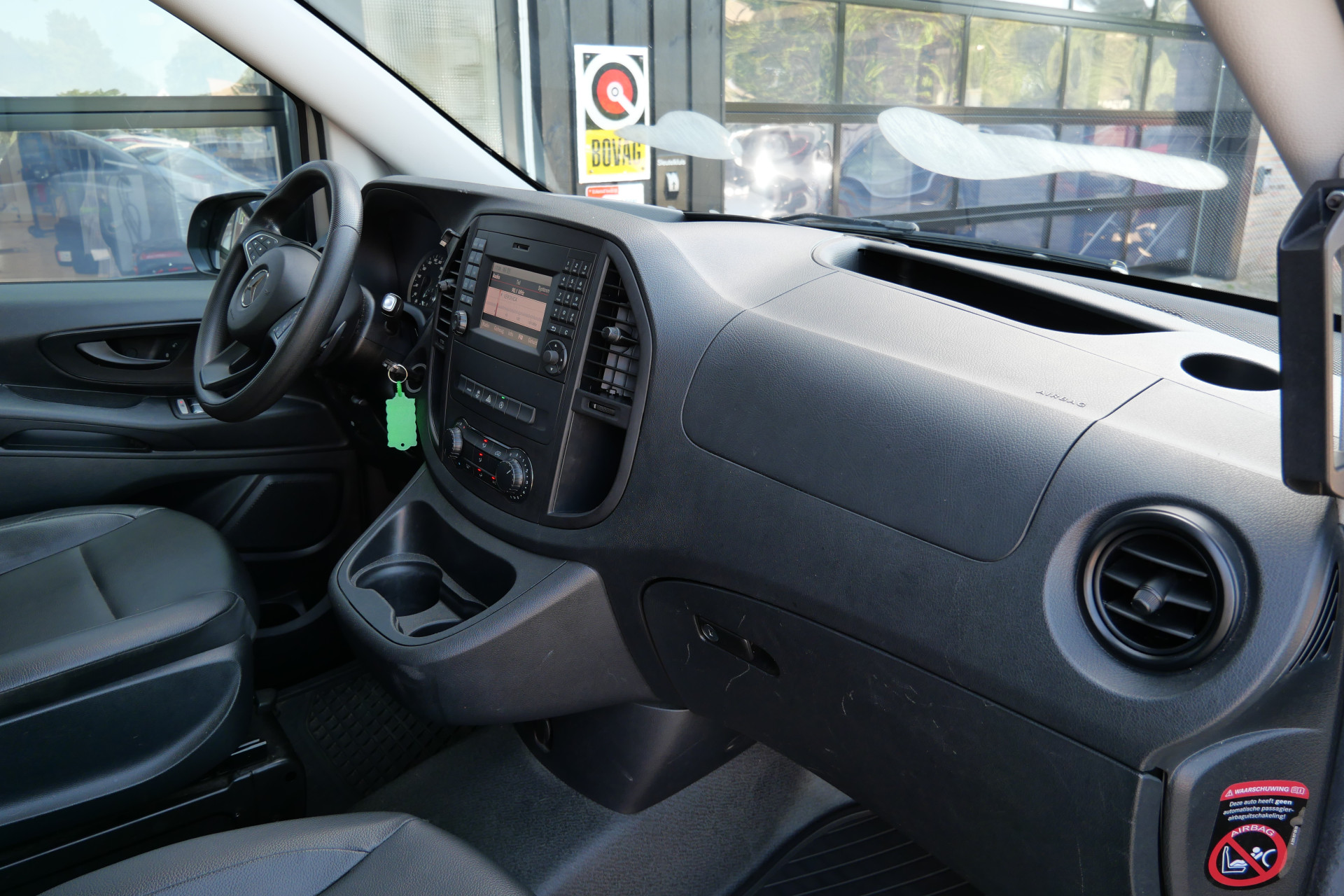 Foto van Mercedes-Benz Vito Tourer