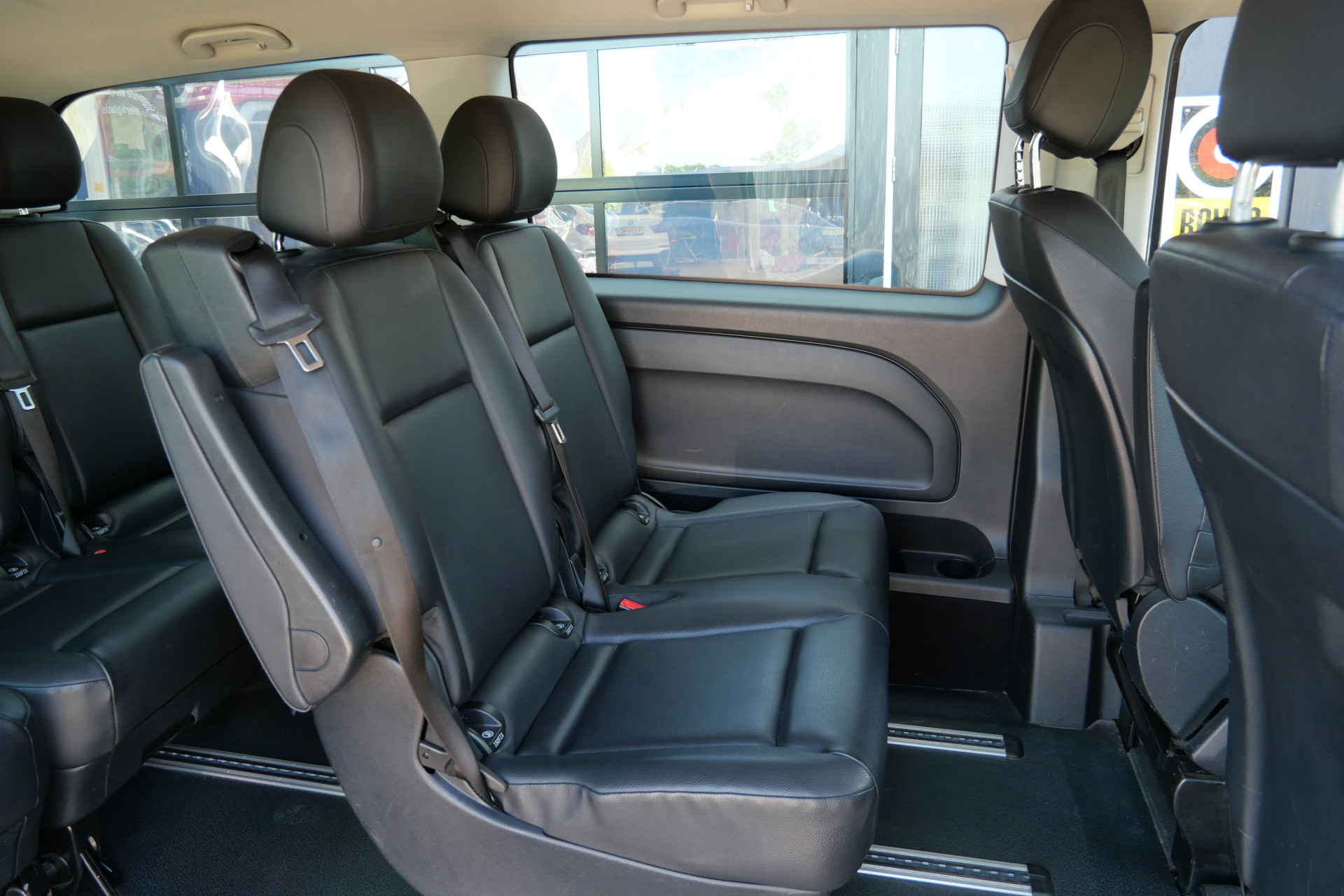 Foto van Mercedes-Benz Vito Tourer