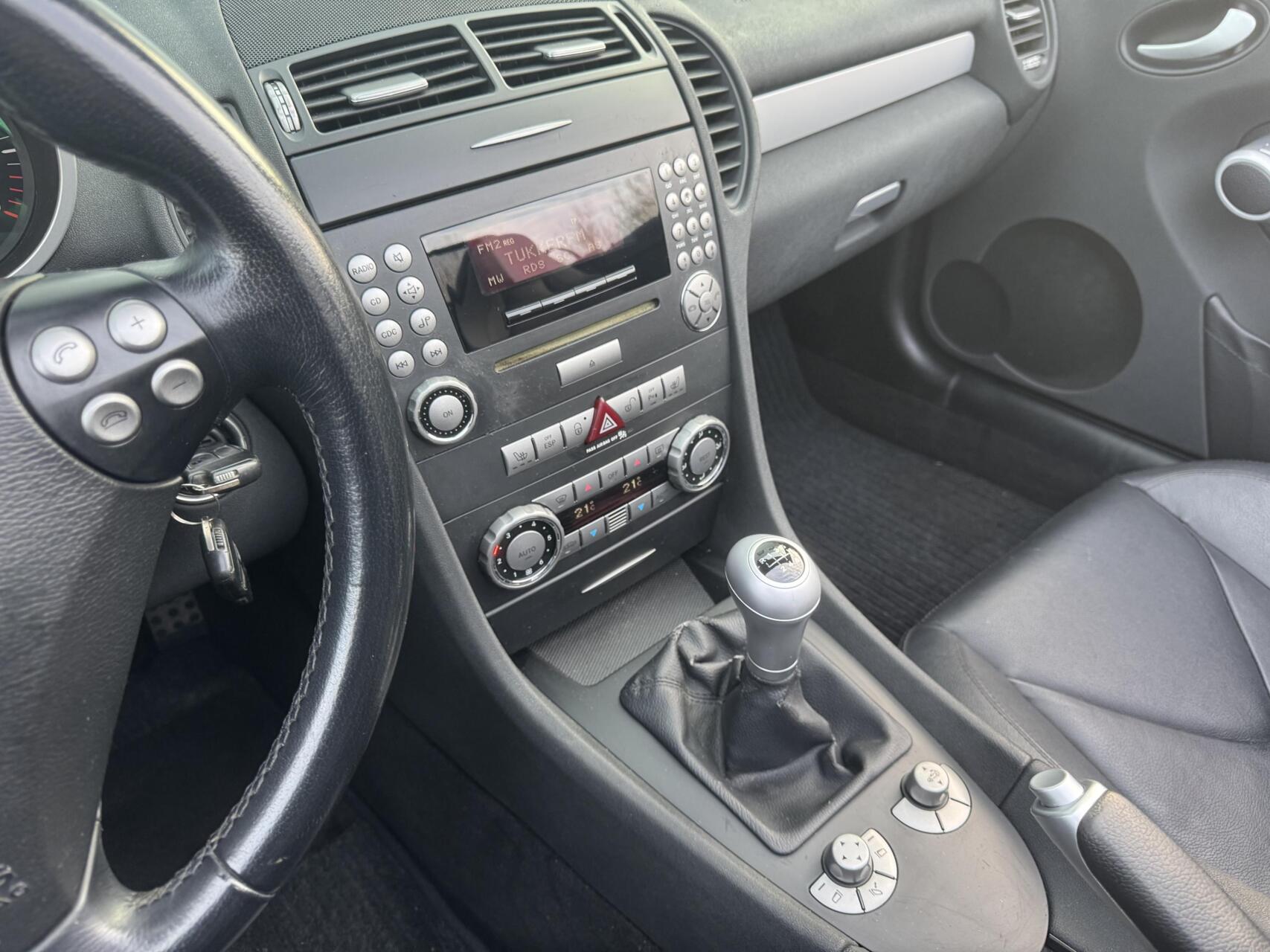 Foto van Mercedes-Benz SLK 200 Kompressor