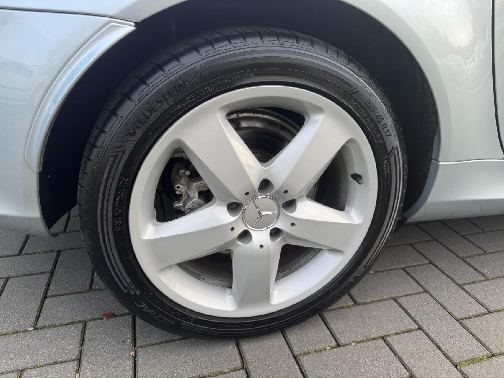 Foto van Mercedes-Benz SLK 200 Kompressor
