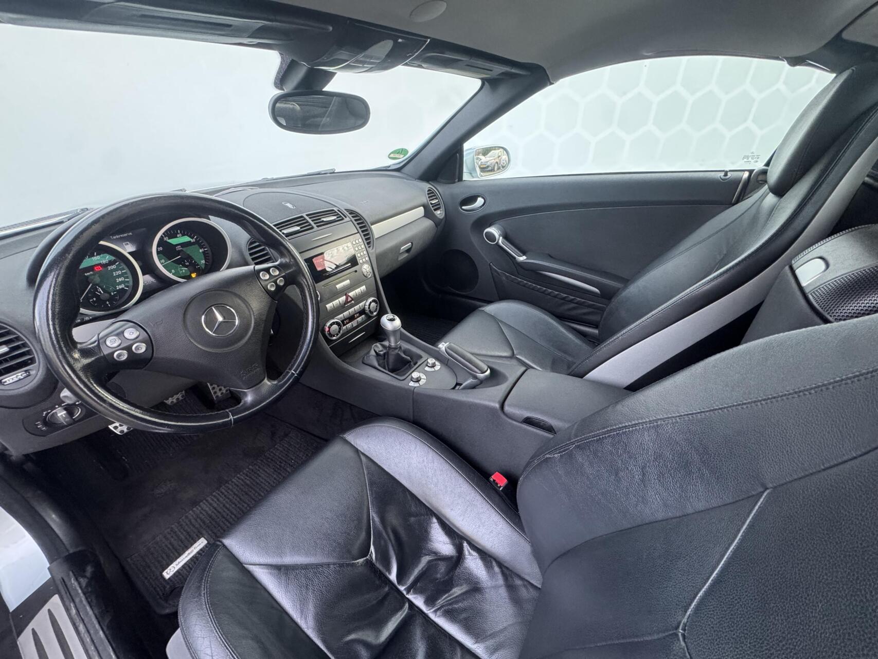 Foto van Mercedes-Benz SLK 200 Kompressor