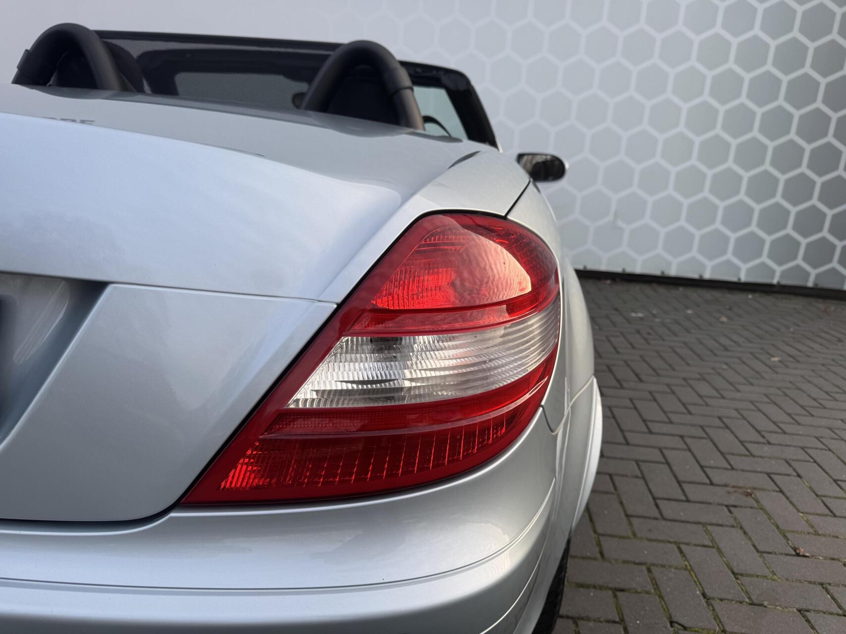 Foto van Mercedes-Benz SLK 200 Kompressor