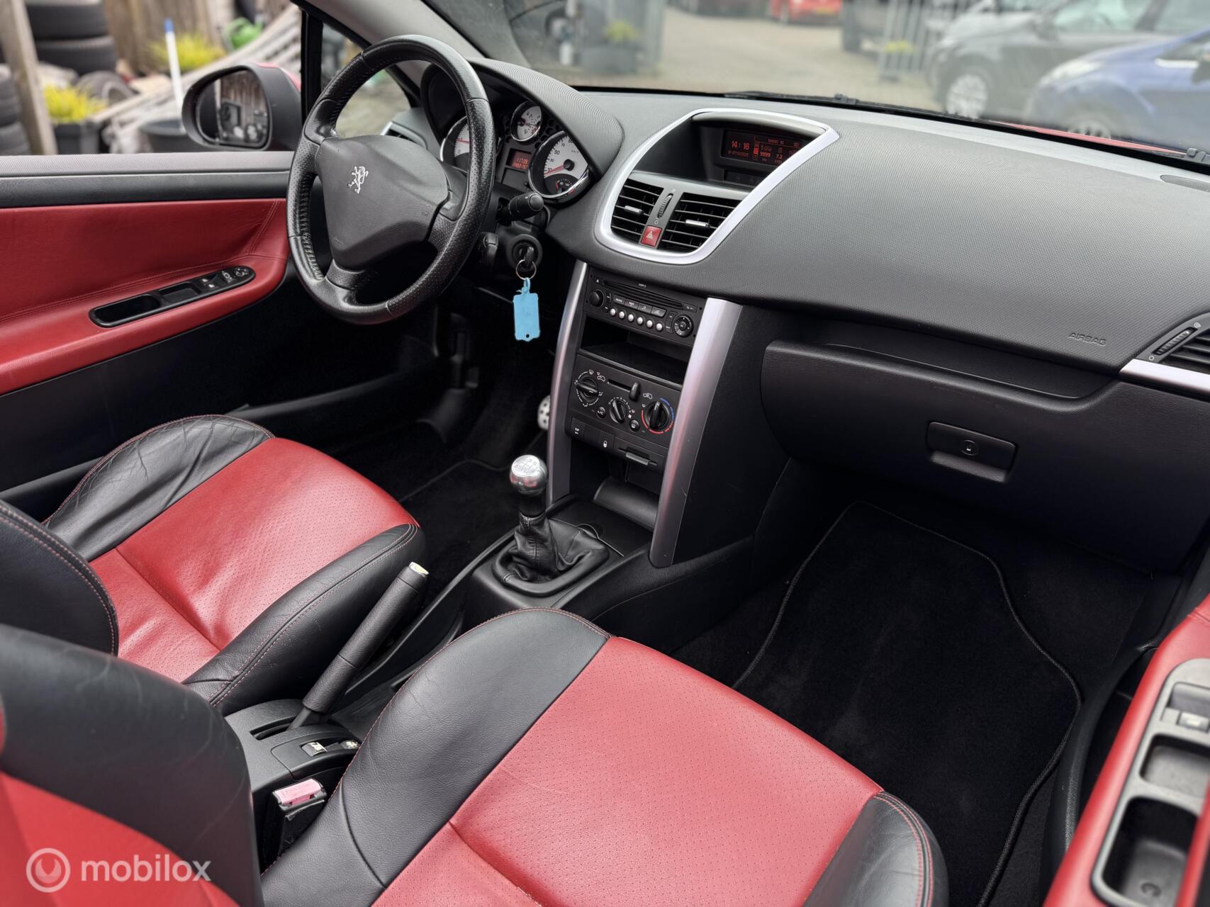 Foto van Peugeot 207 CC