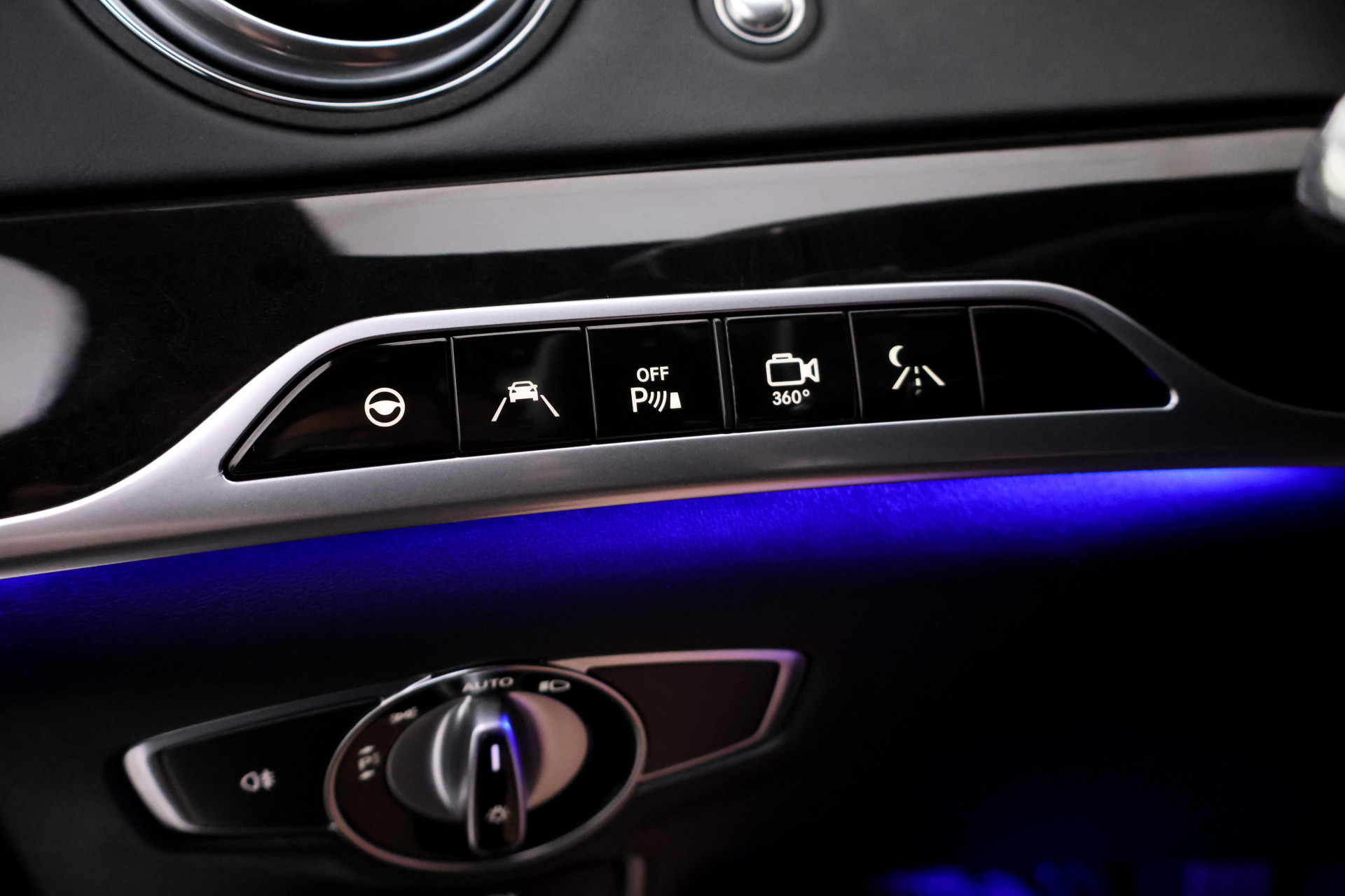 Foto van Mercedes-Benz S 500 4Matic