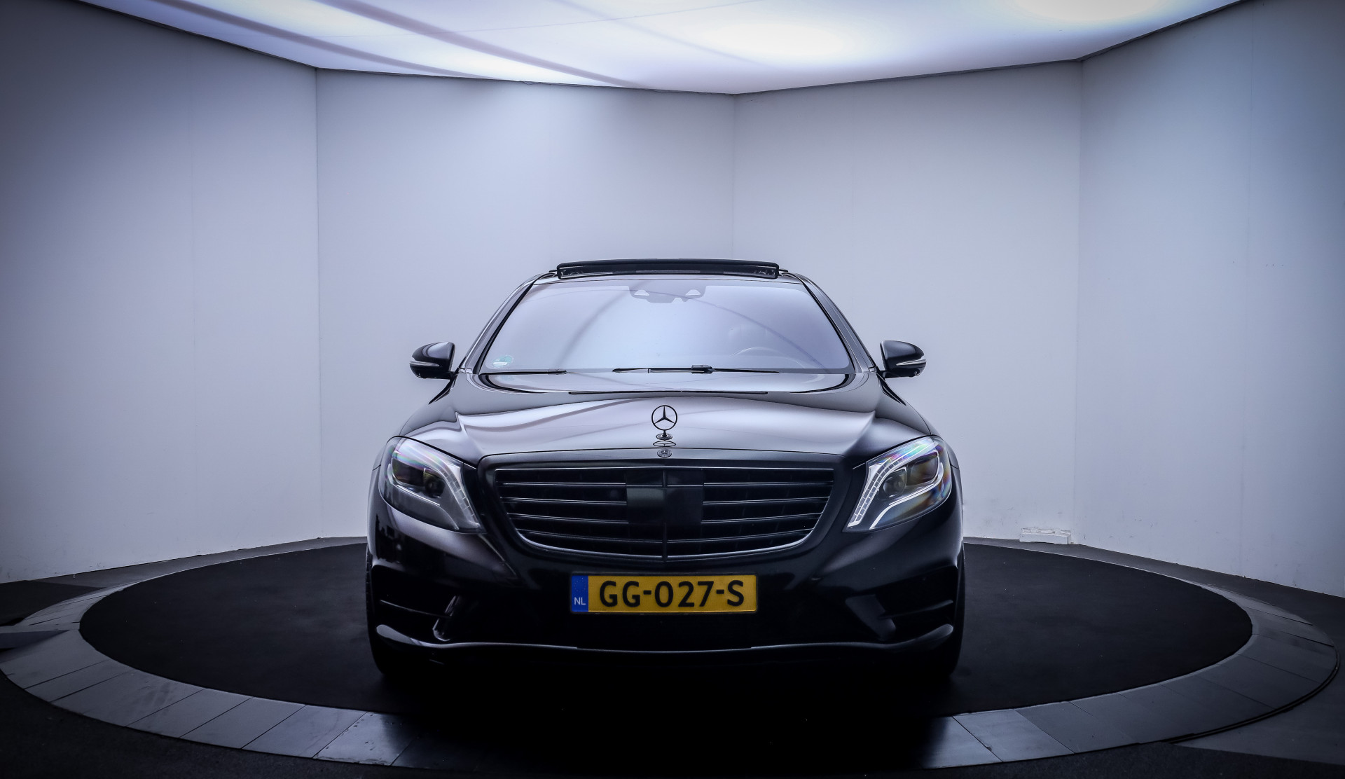 Foto van Mercedes-Benz S 500 4Matic