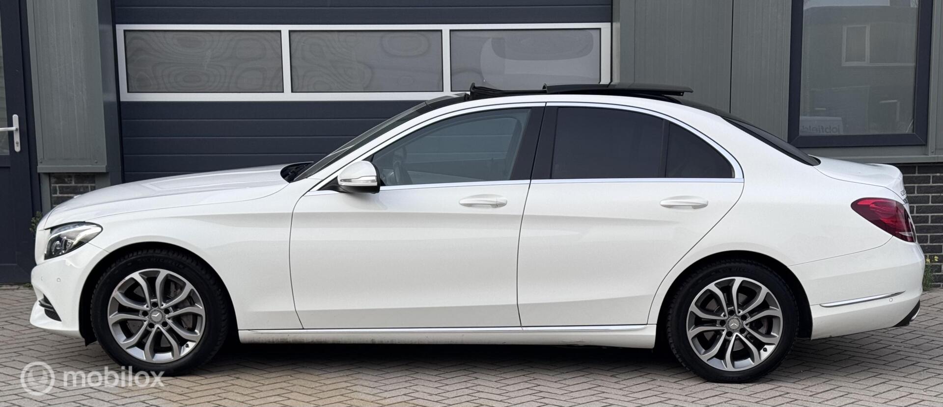 Foto van Mercedes-Benz C 350 E