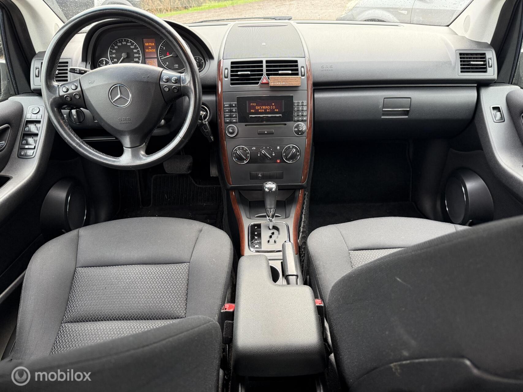 Foto van Mercedes-Benz A 200