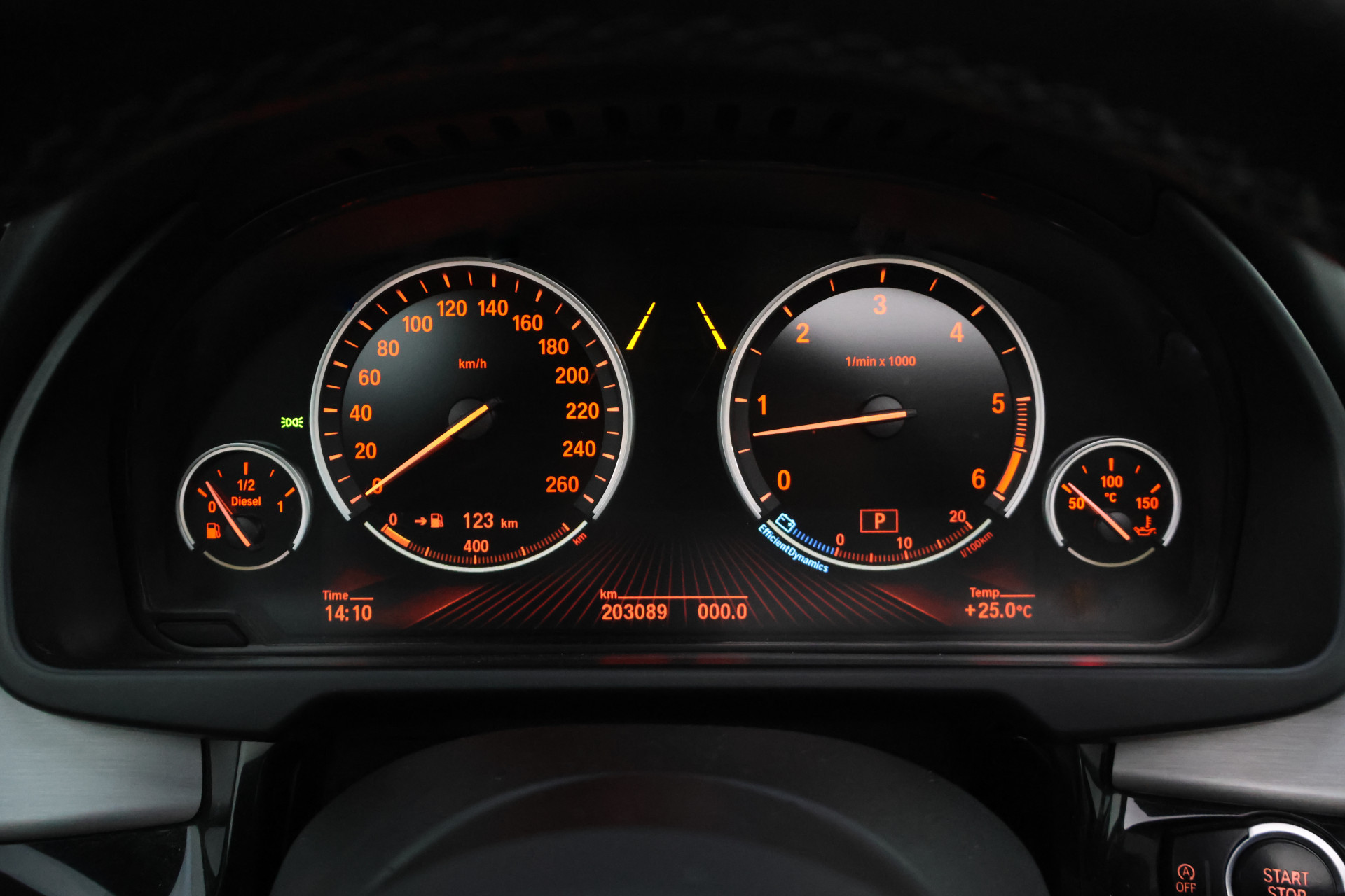 Foto van BMW X5 Xdrive30d