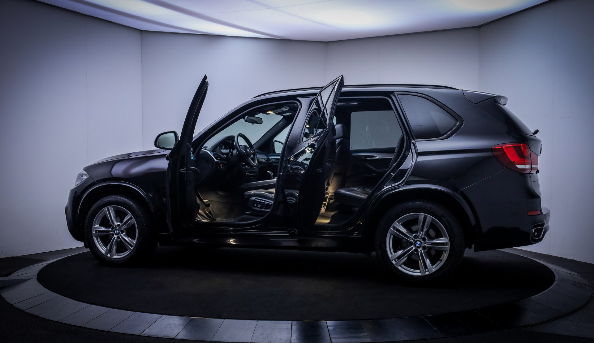 Foto van BMW X5 Xdrive30d