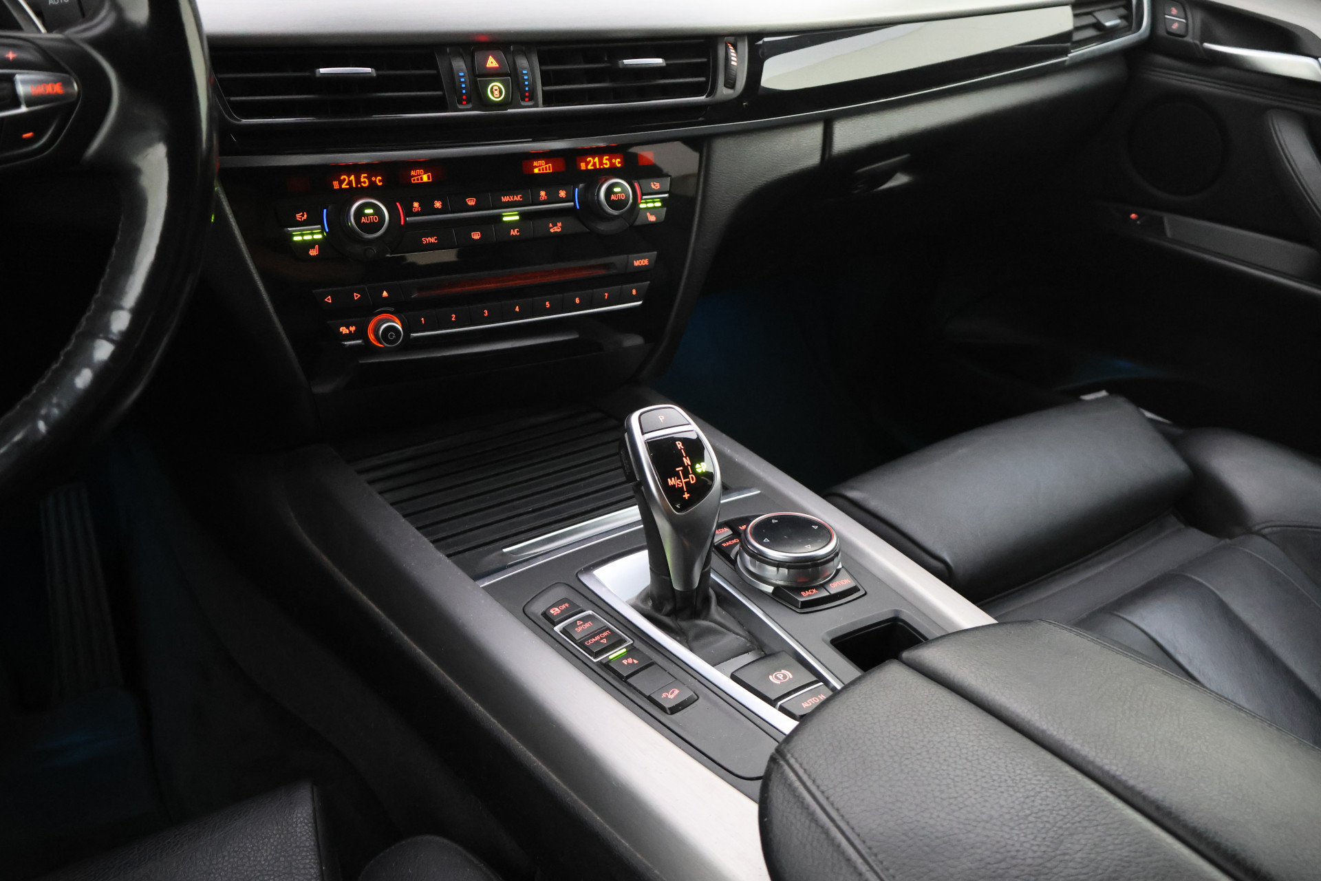 Foto van BMW X5 Xdrive30d