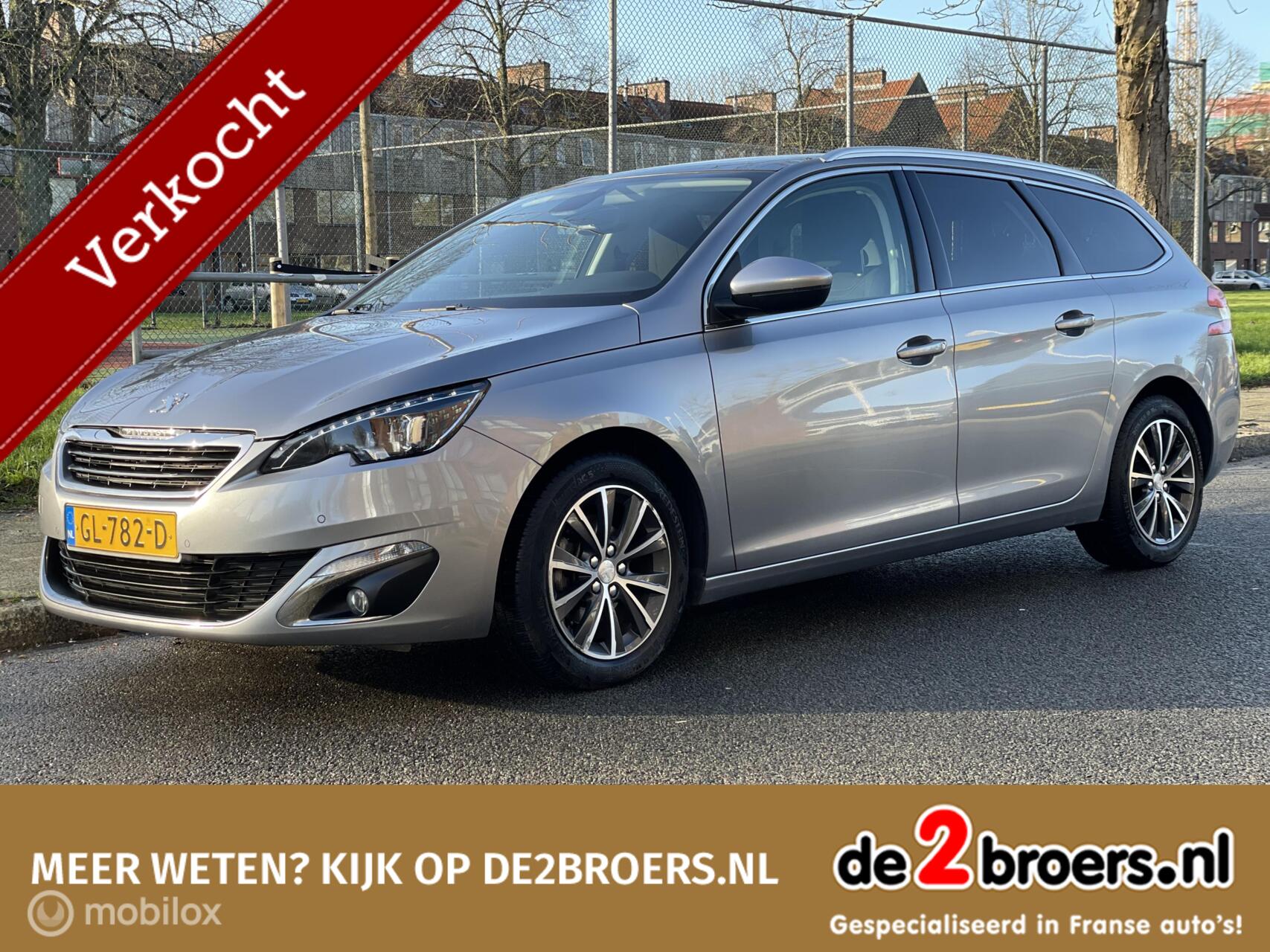 Peugeot 308 SW 1.2 PureTech Blue Lease Premium 130pk Xenon 2015 - voorkant
