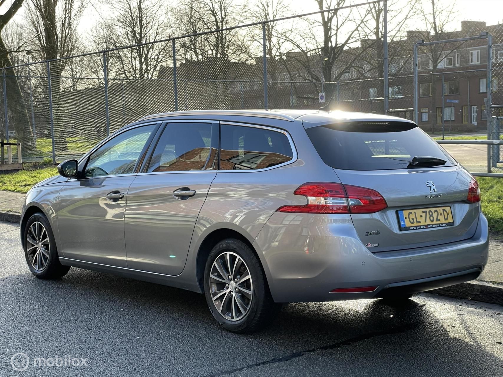 Foto van Peugeot 308 SW