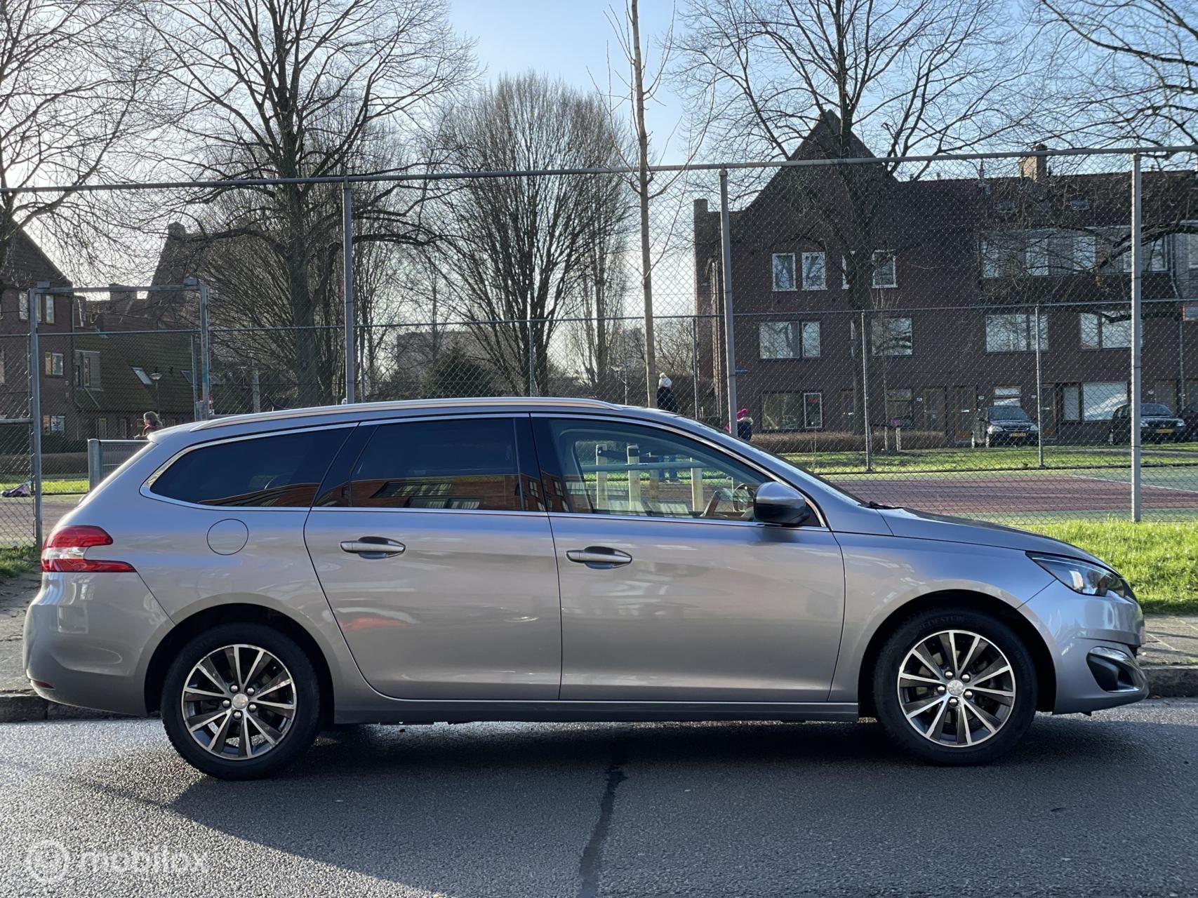 Foto van Peugeot 308 SW
