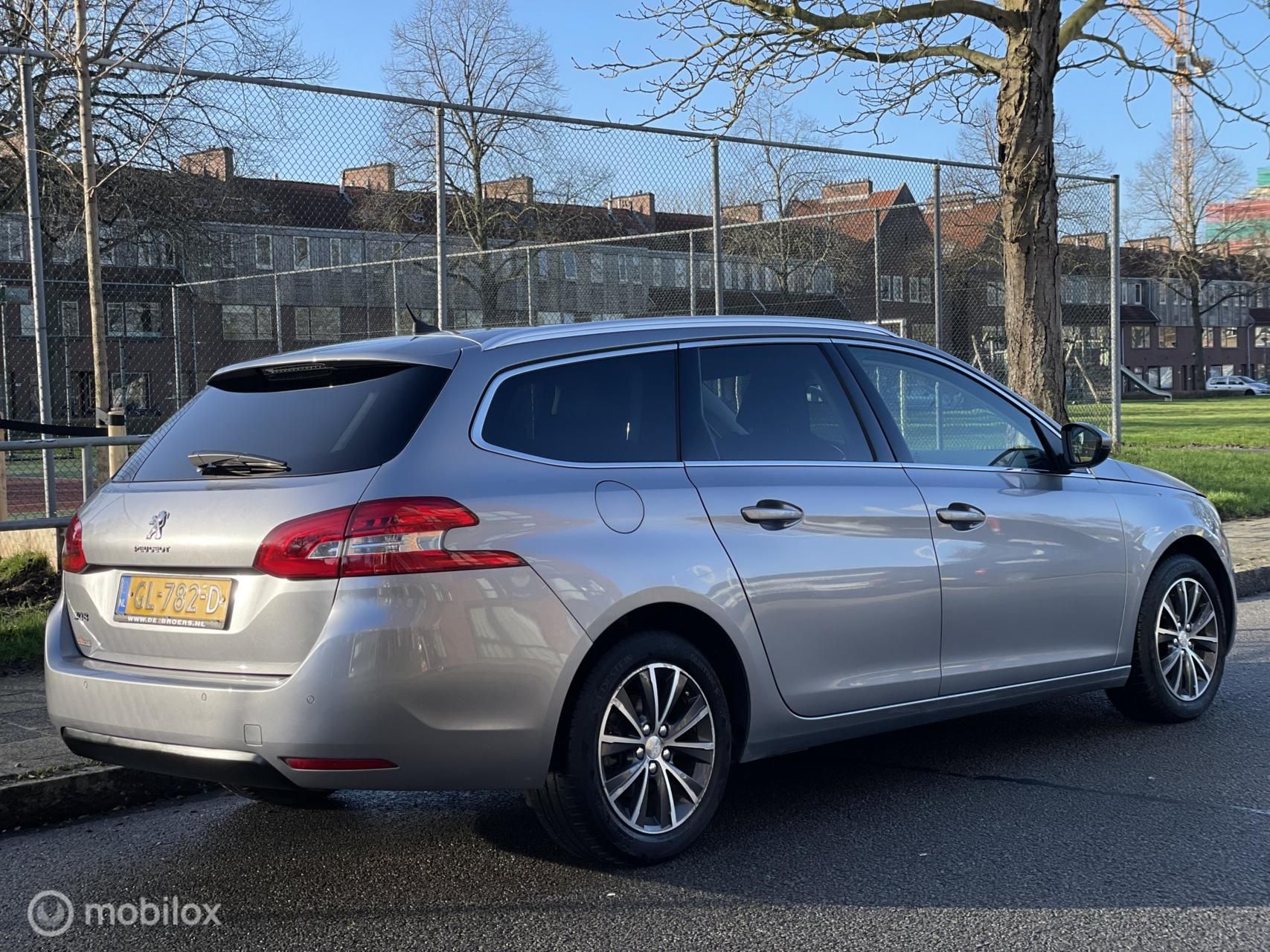 Foto van Peugeot 308 SW