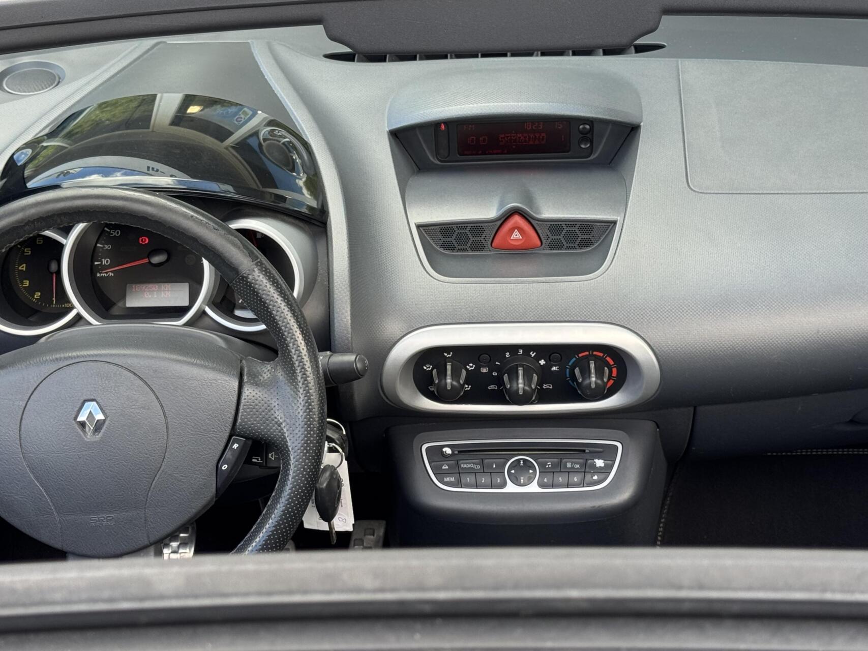Foto van Renault Wind