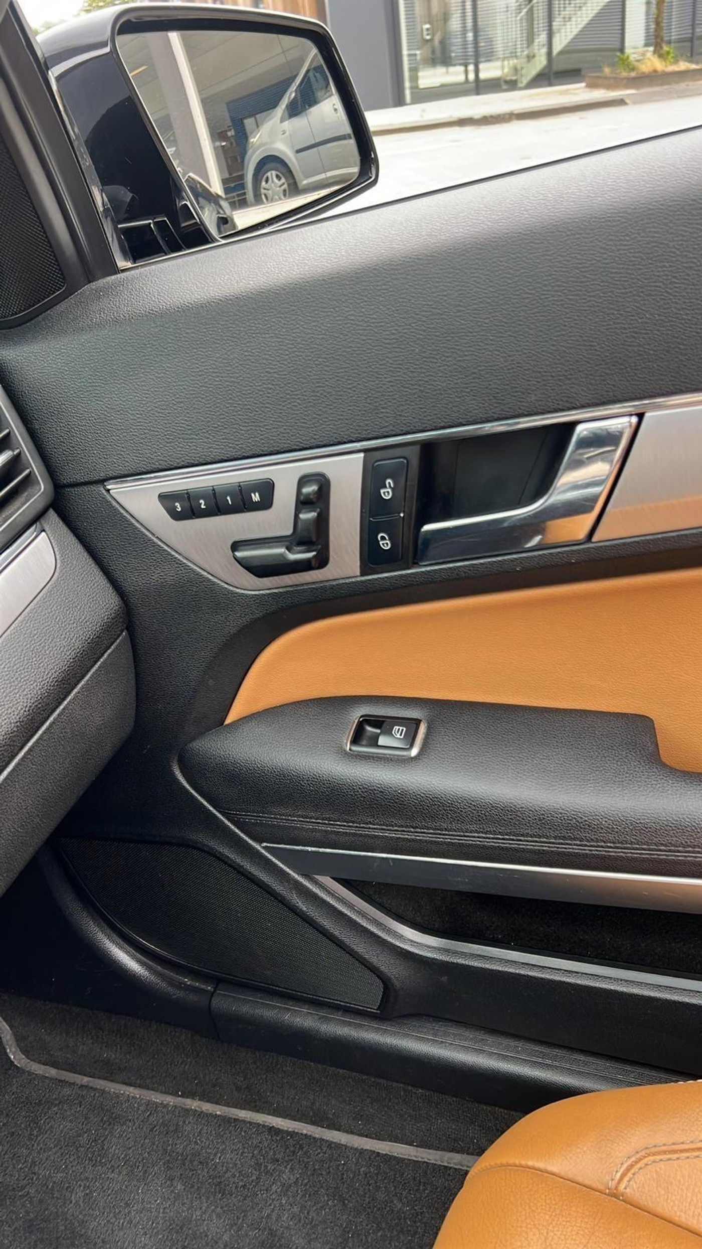 Foto van Mercedes-Benz E 220 CDI