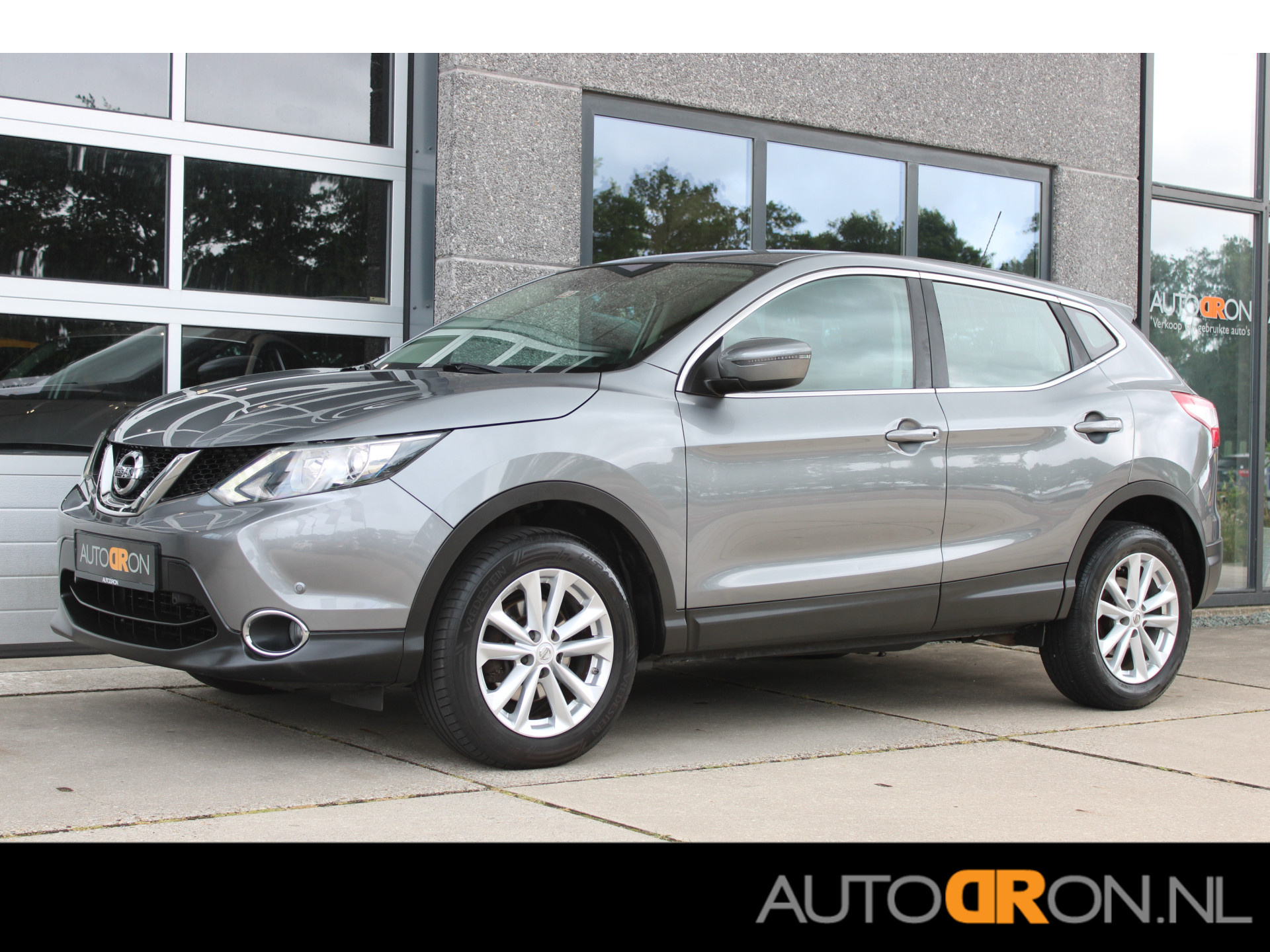 Nissan Nissan Qashqai 1.6 Acenta Trekhaak tot 1500KG Trekvermogen 2015 - voorkant