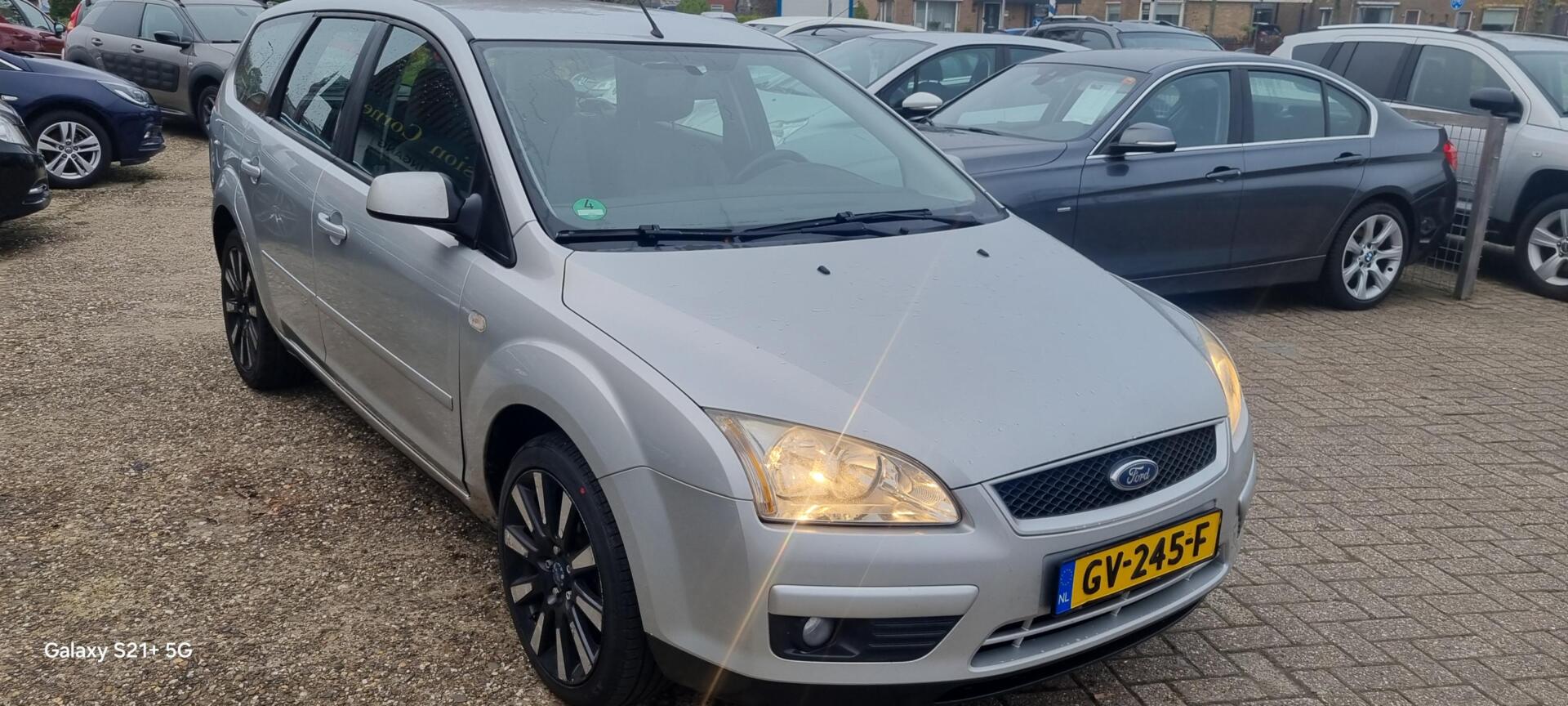Ford Focus Wagon 1.6-16V Trend?€1399? 2007 - voorkant
