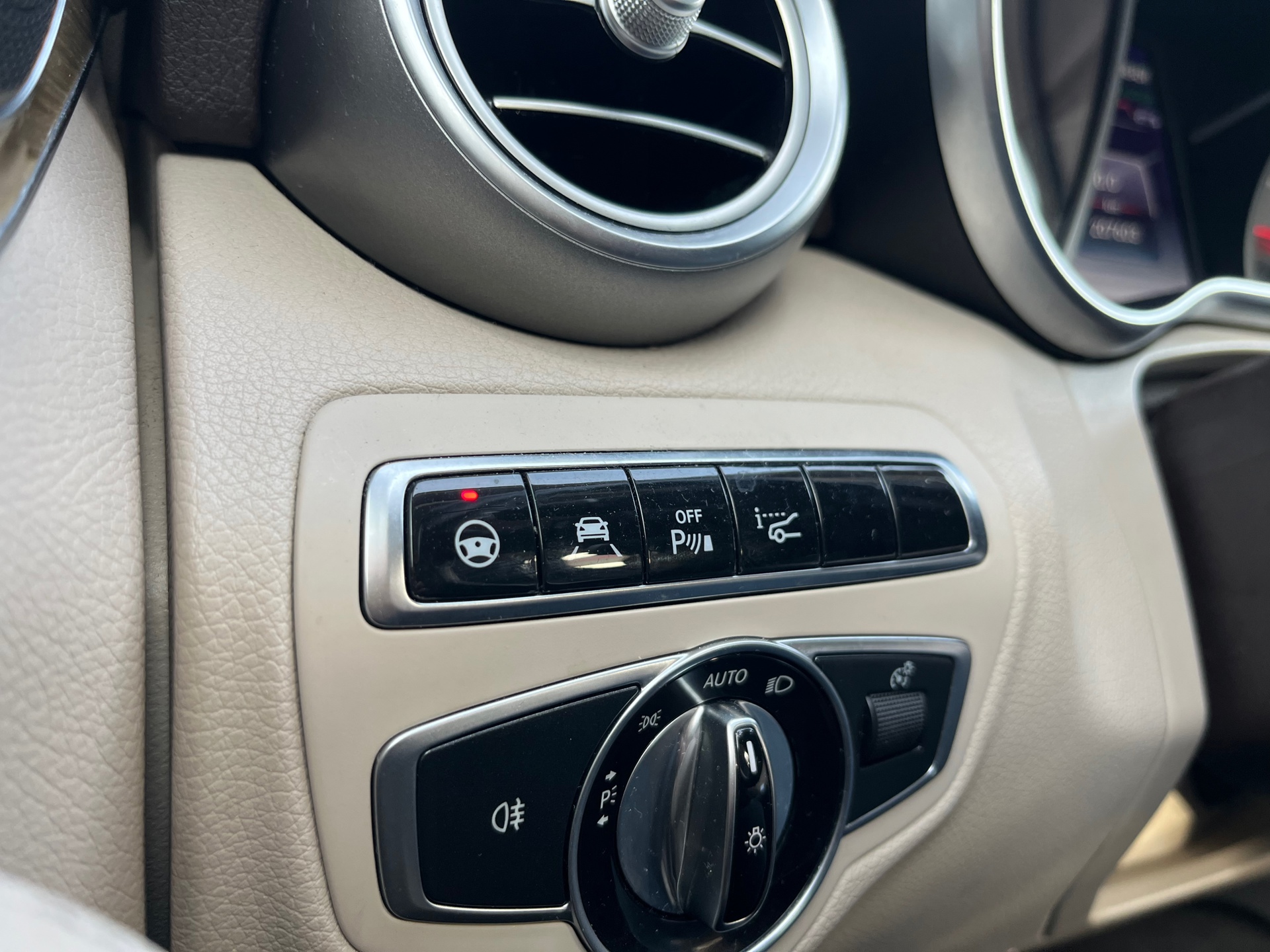 Foto van Mercedes-Benz C 350 E