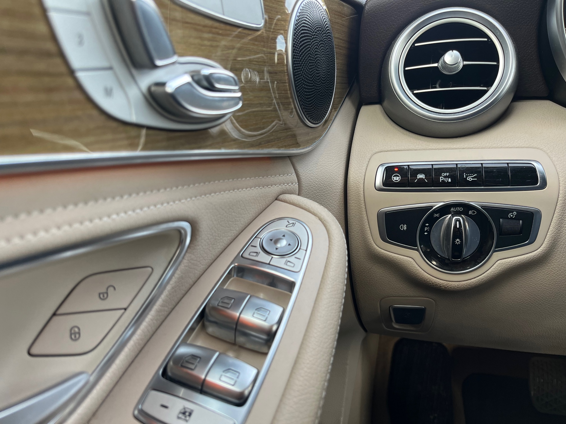 Foto van Mercedes-Benz C 350 E