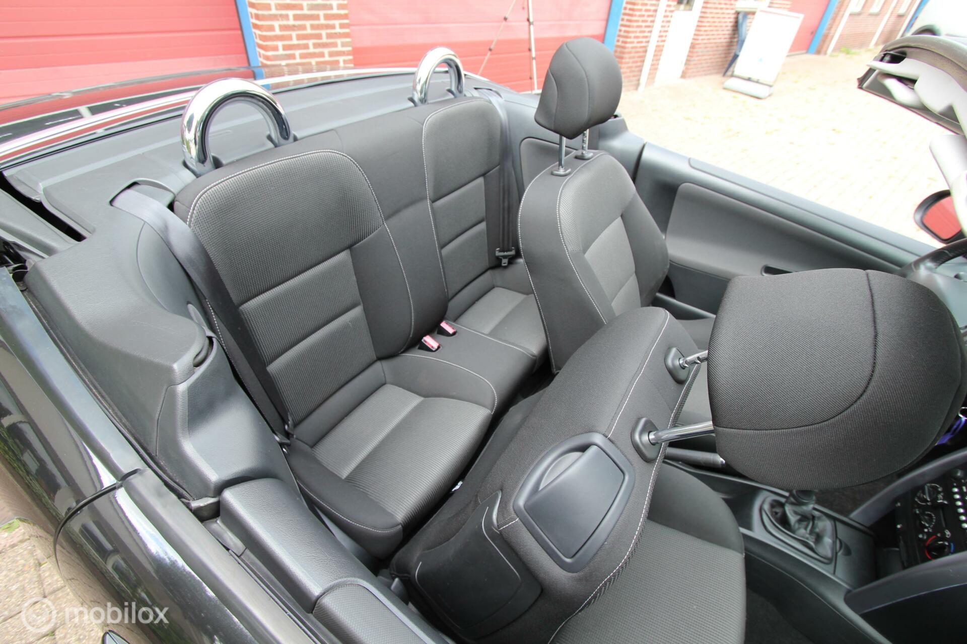 Foto van Peugeot 207 CC