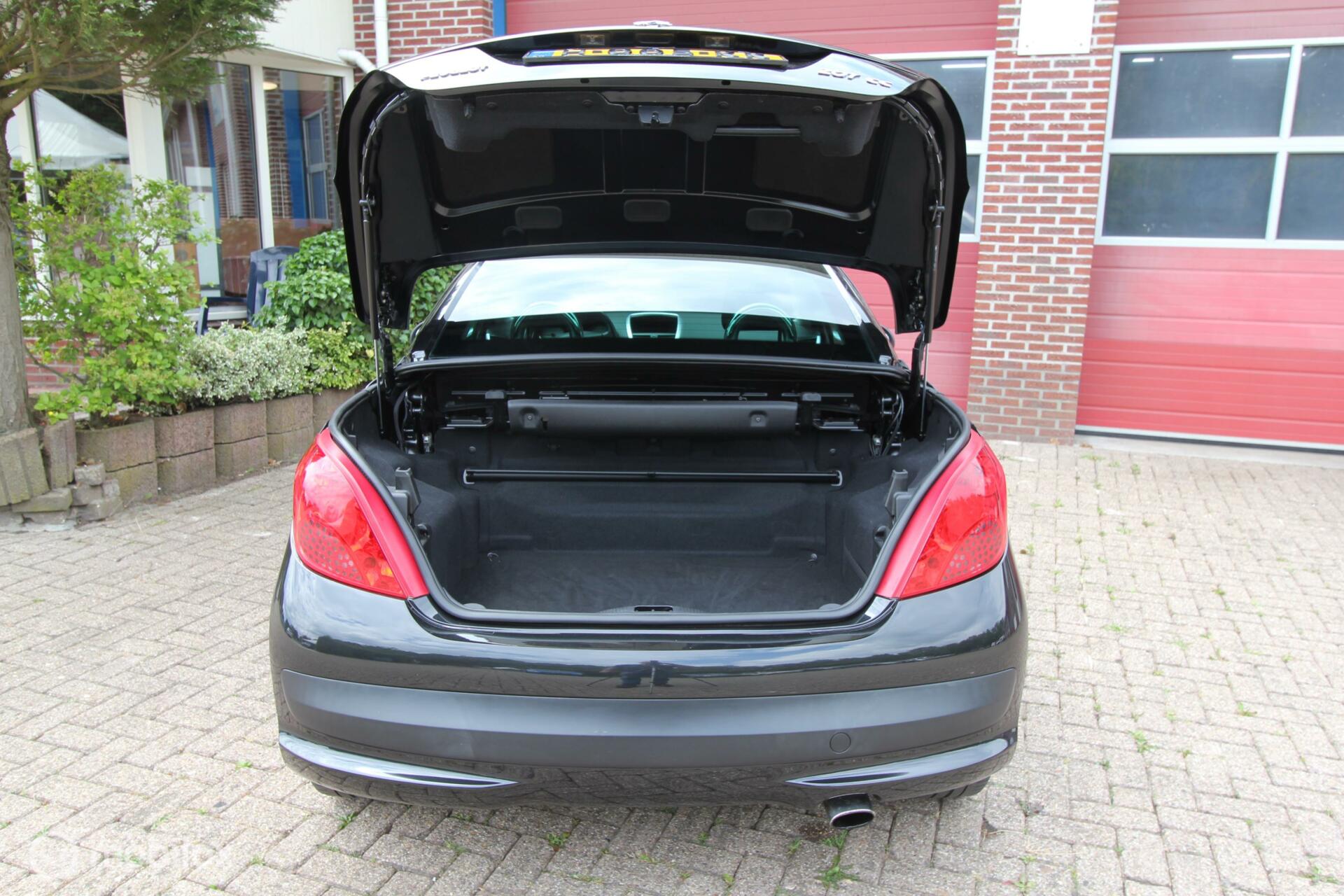 Foto van Peugeot 207 CC
