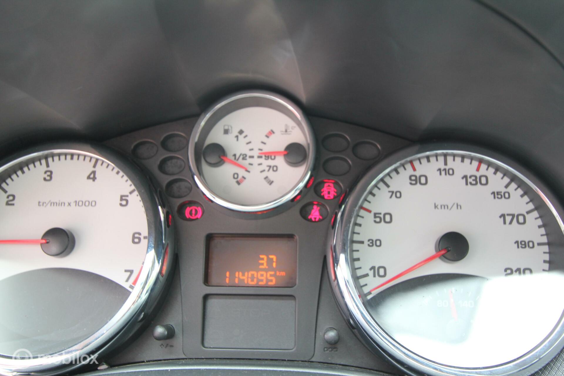 Foto van Peugeot 207 CC