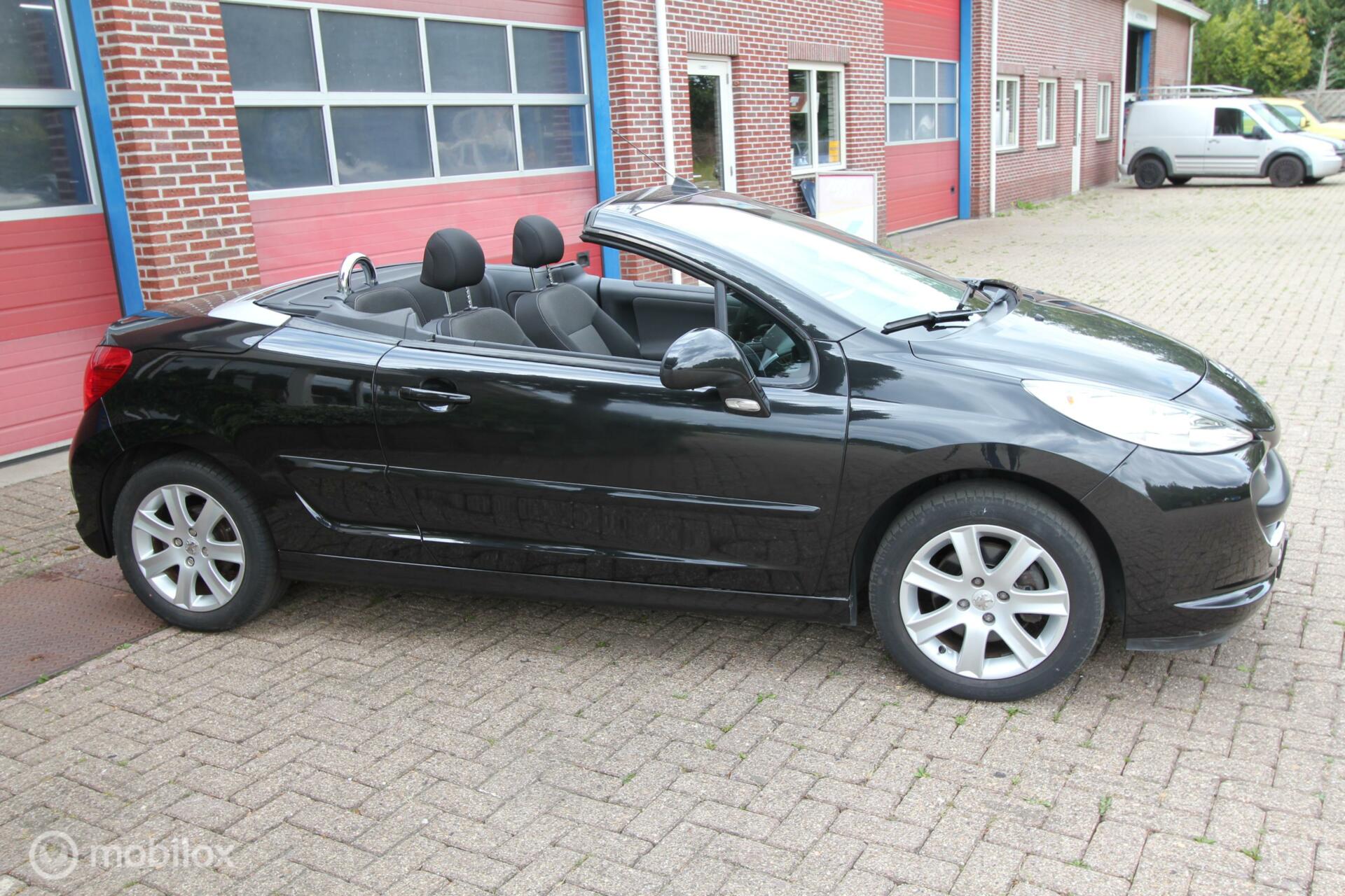 Foto van Peugeot 207 CC