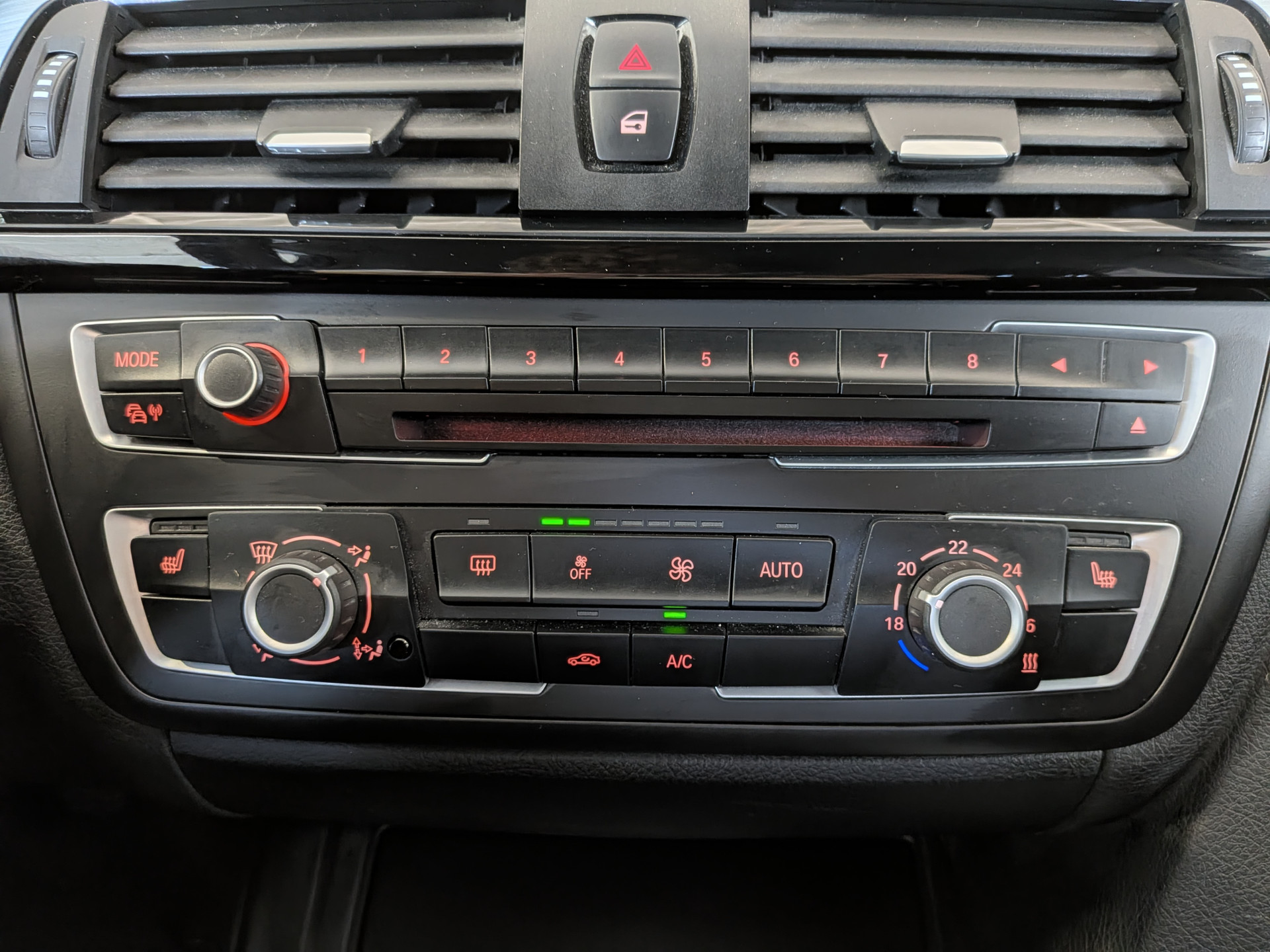 Foto van BMW 320i