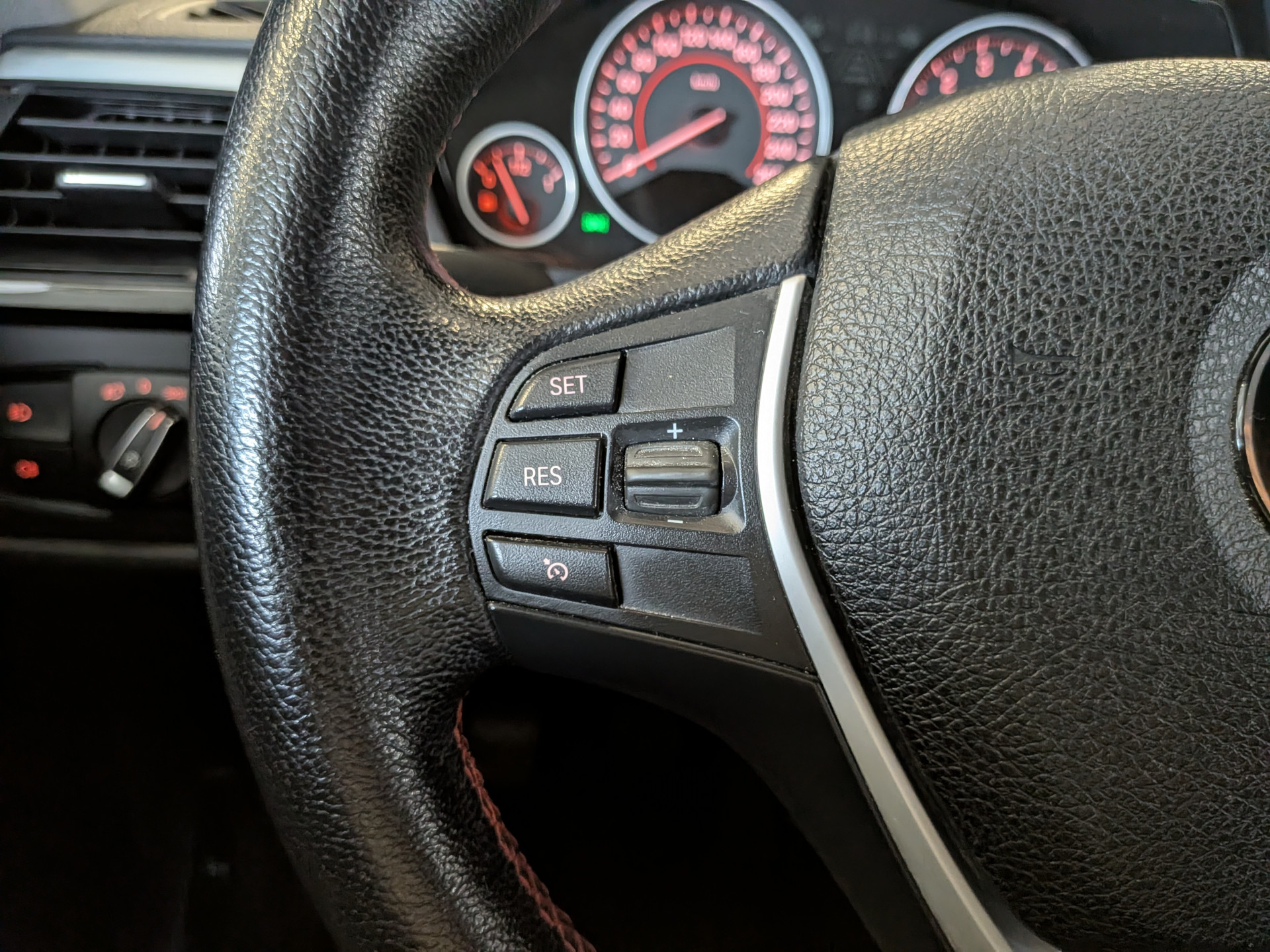 Foto van BMW 320i