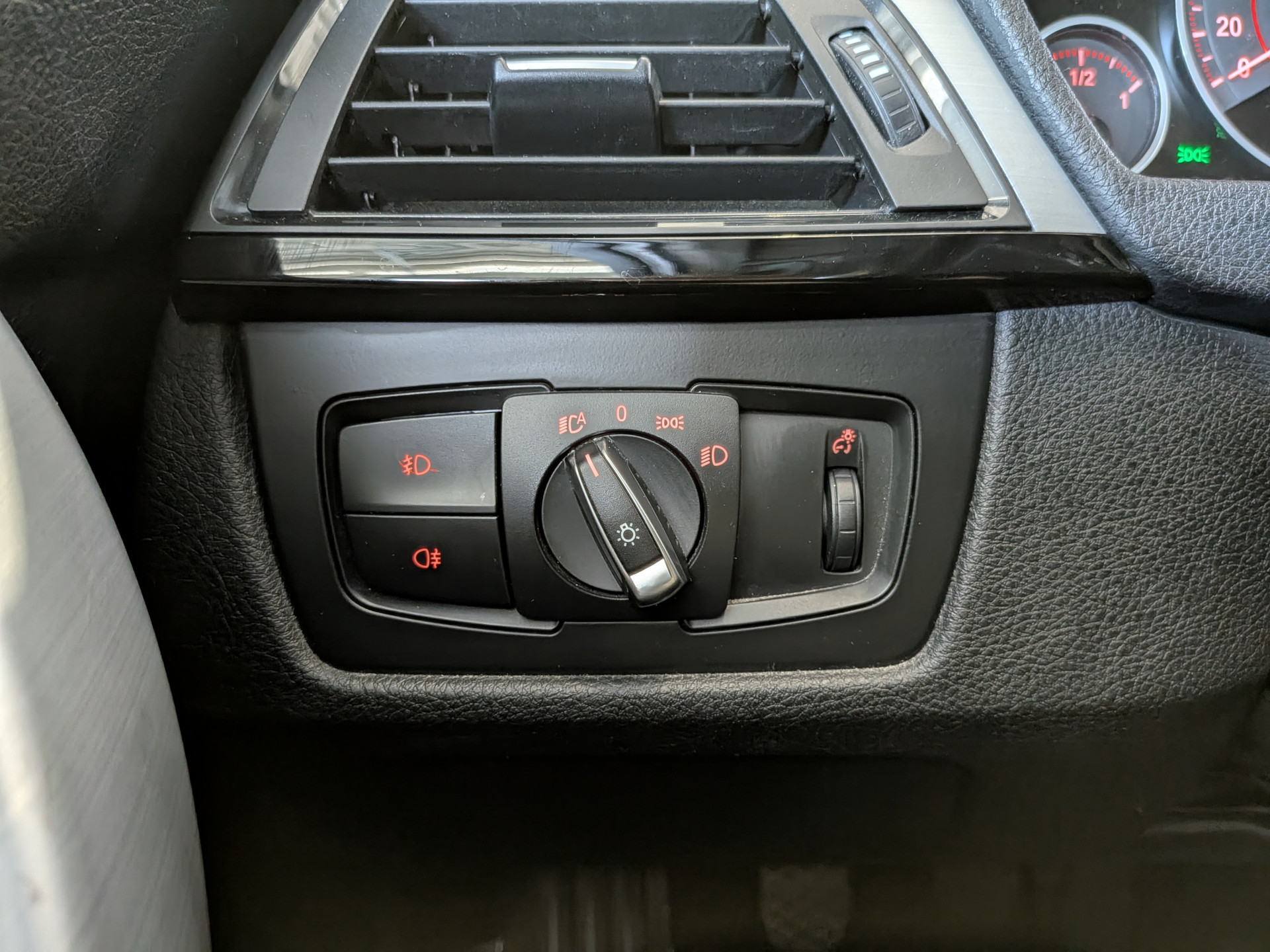 Foto van BMW 320i